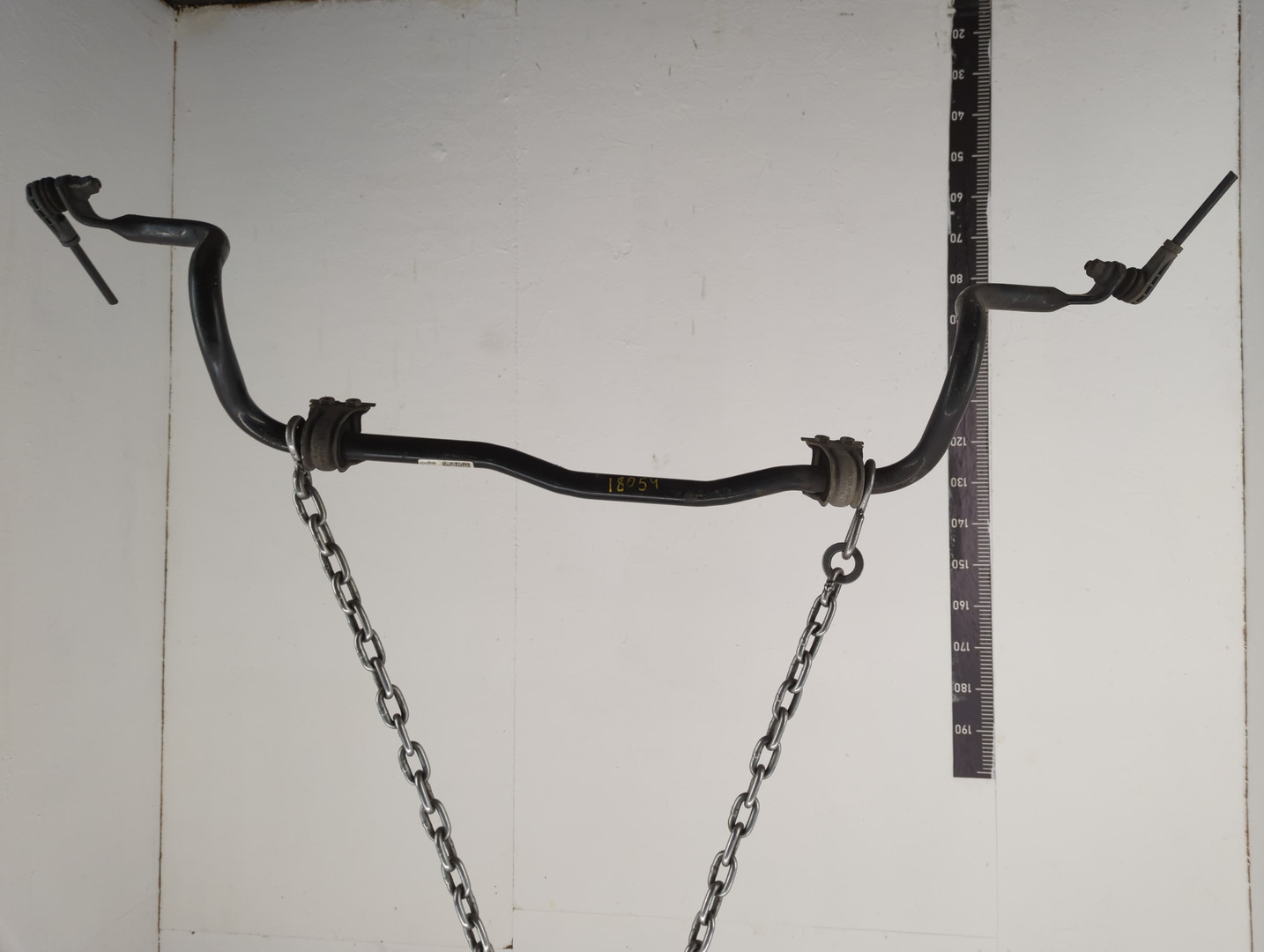 Стабилизатор передний