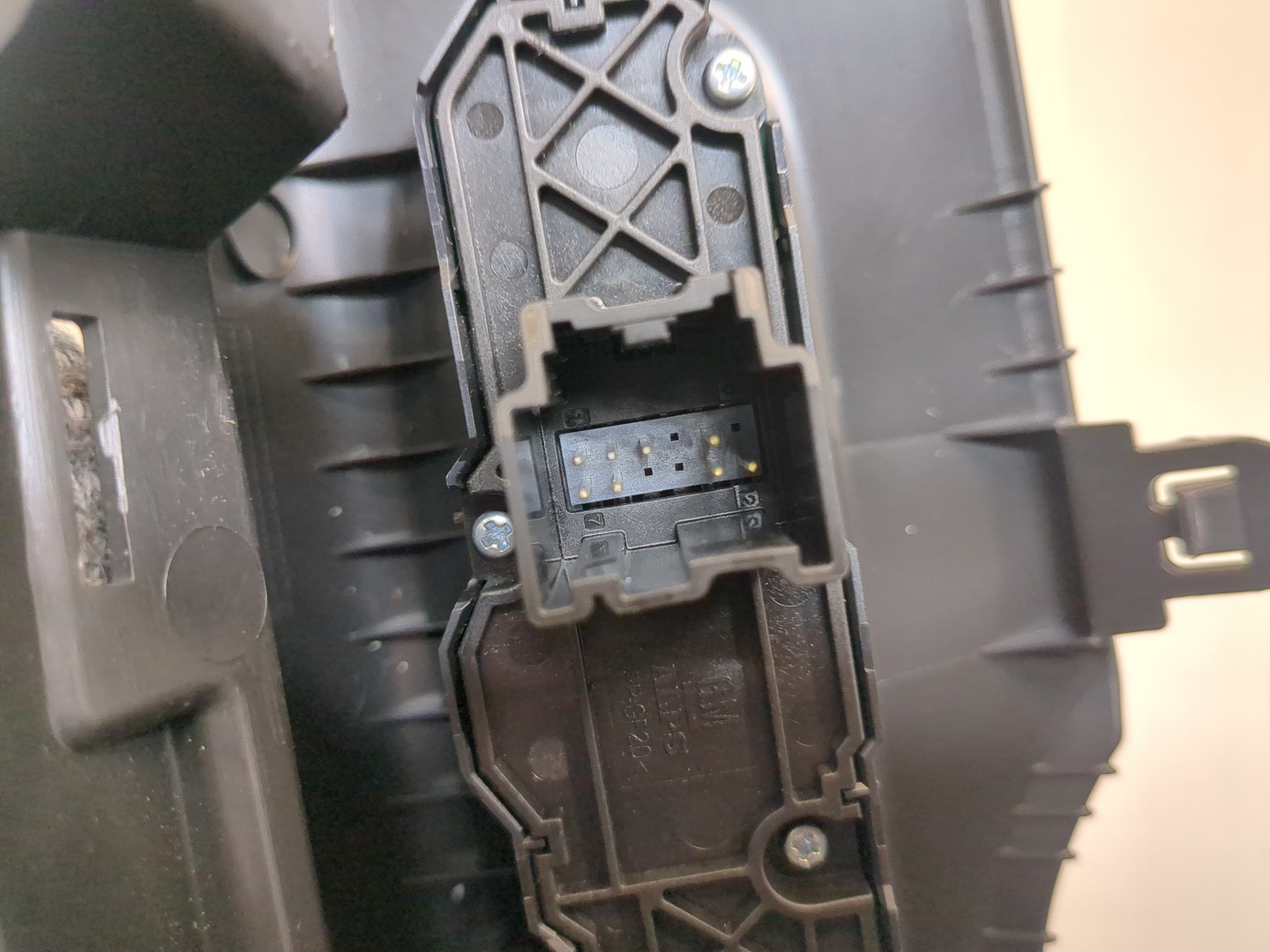 Переключатель света фар