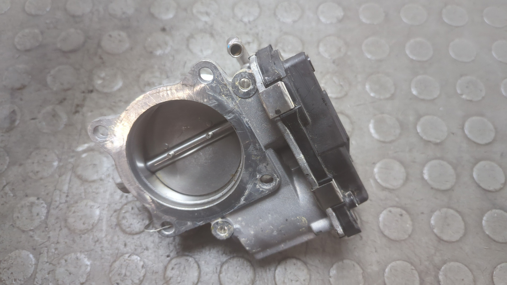 Заслонка дроссельная электрическая