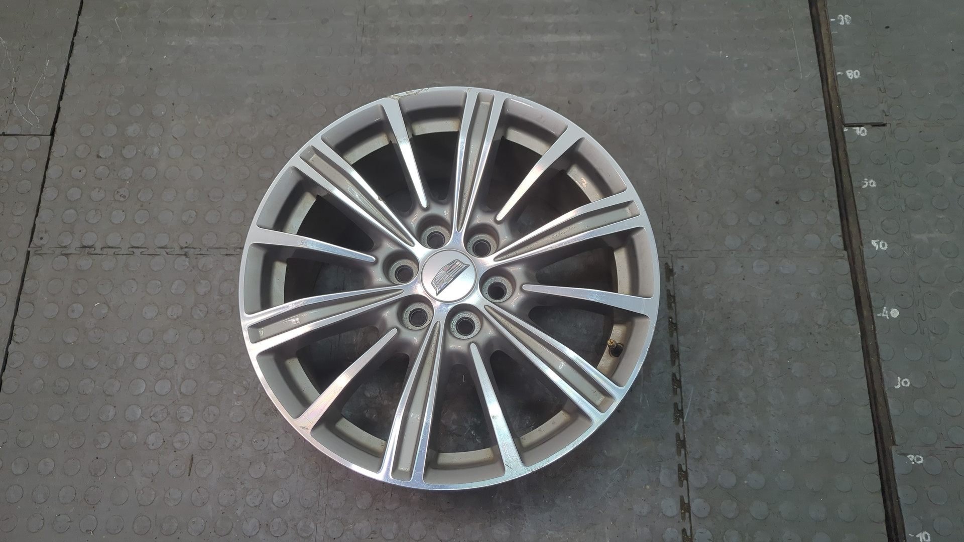 Диск колесный литой легкий сплав