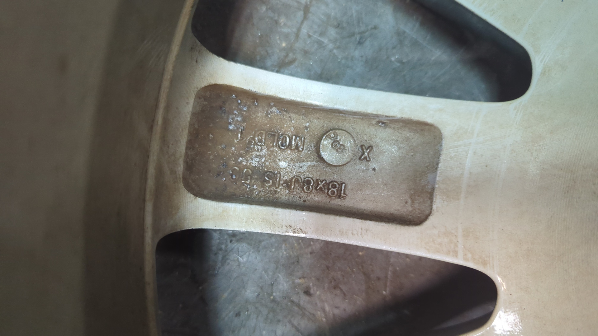 Диск колесный литой легкий сплав