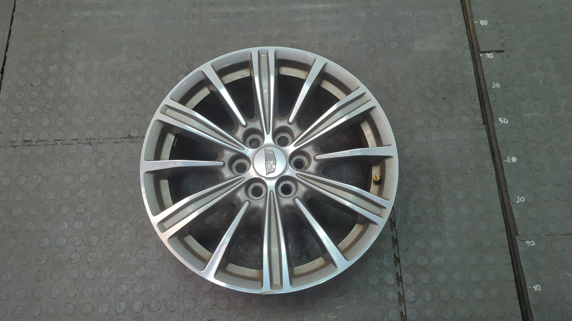 Диск колесный литой легкий сплав