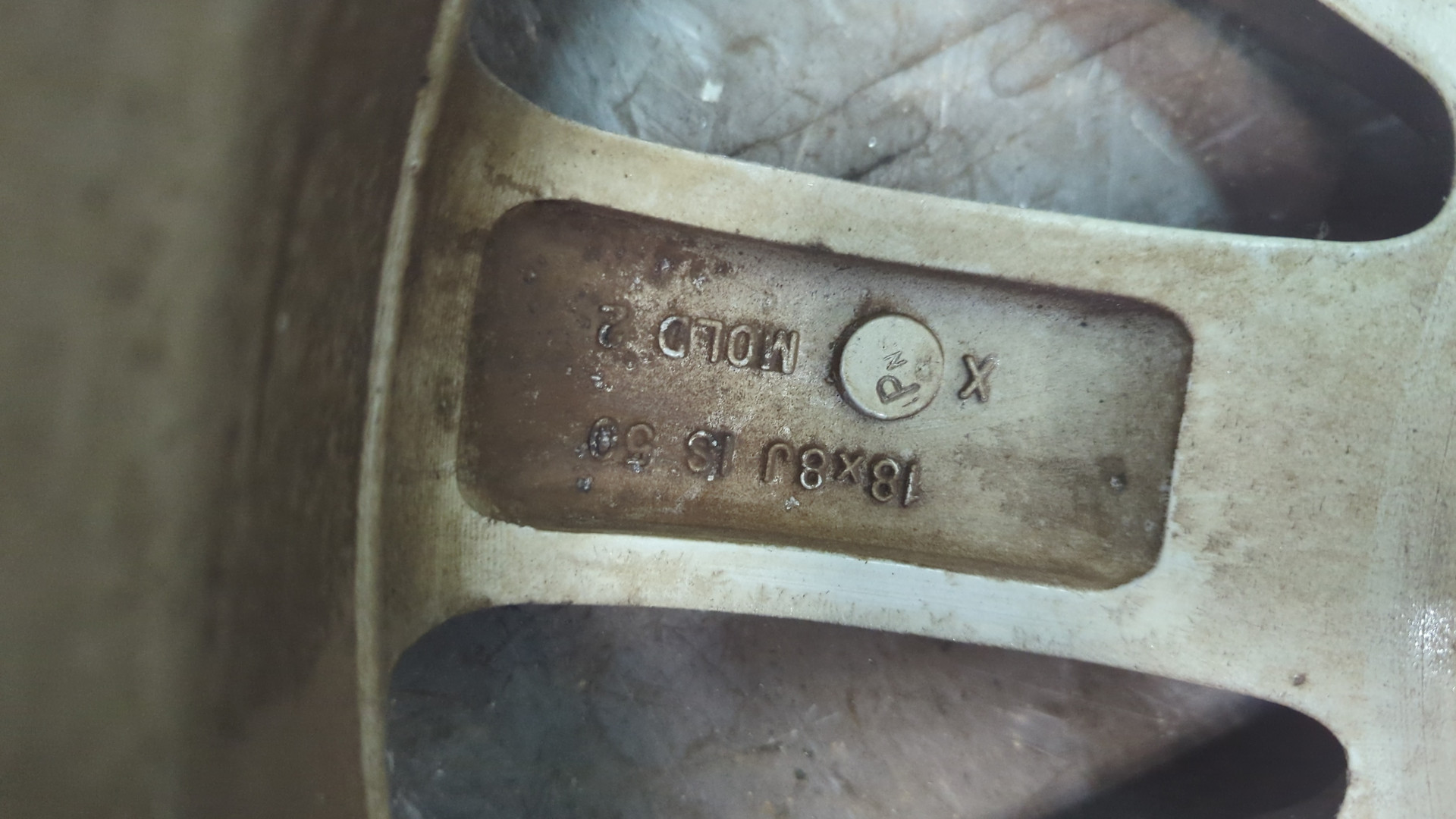 Диск колесный литой легкий сплав