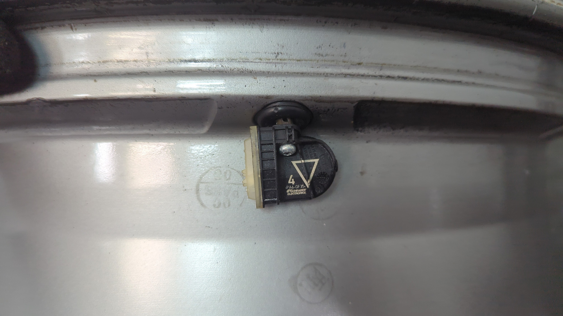 Диск колесный литой легкий сплав