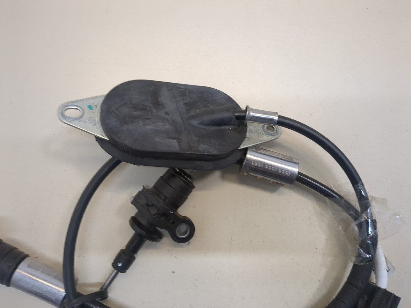 Трос КПП (выбора/переключения передач)