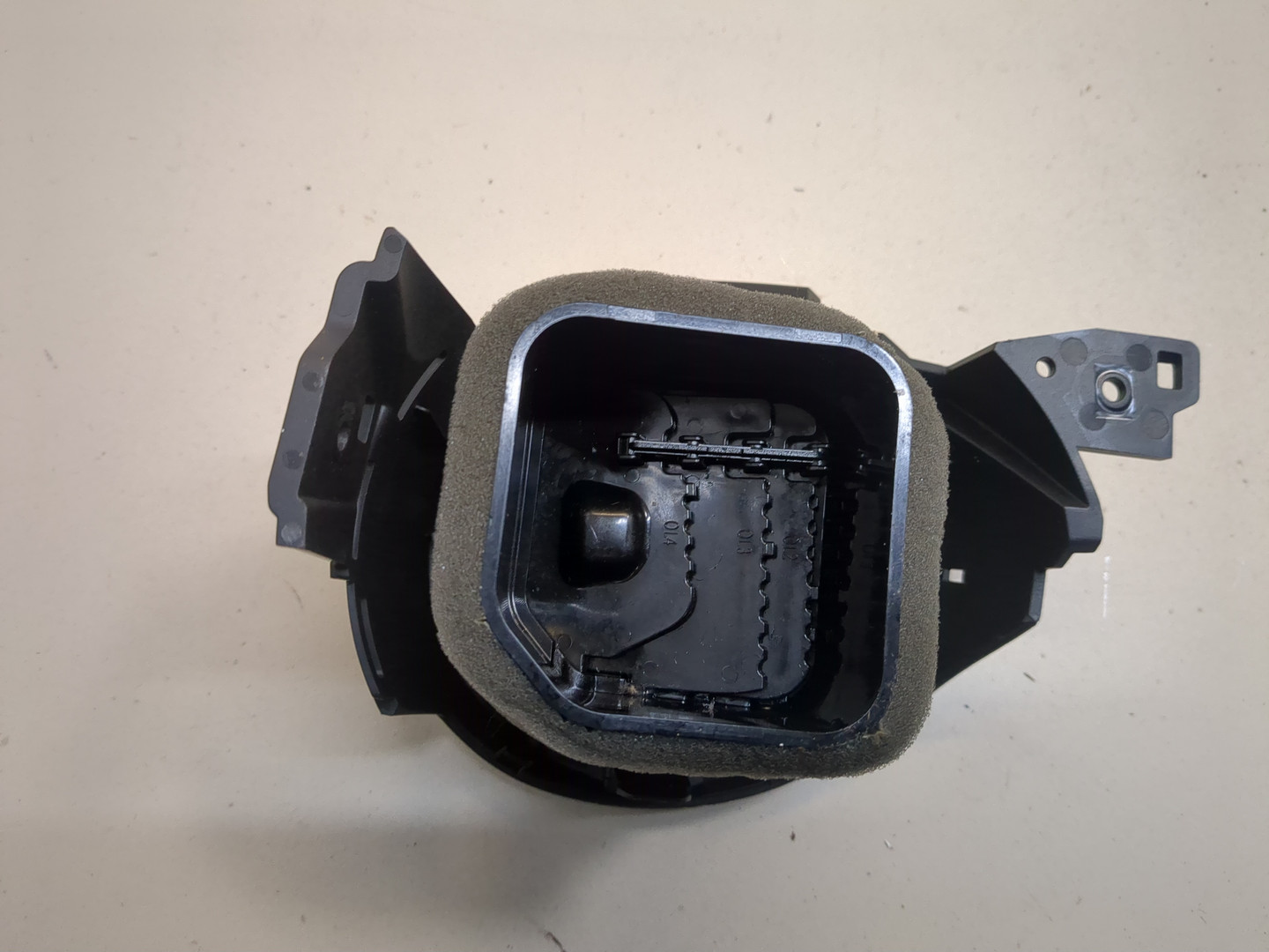 Дефлектор воздушный