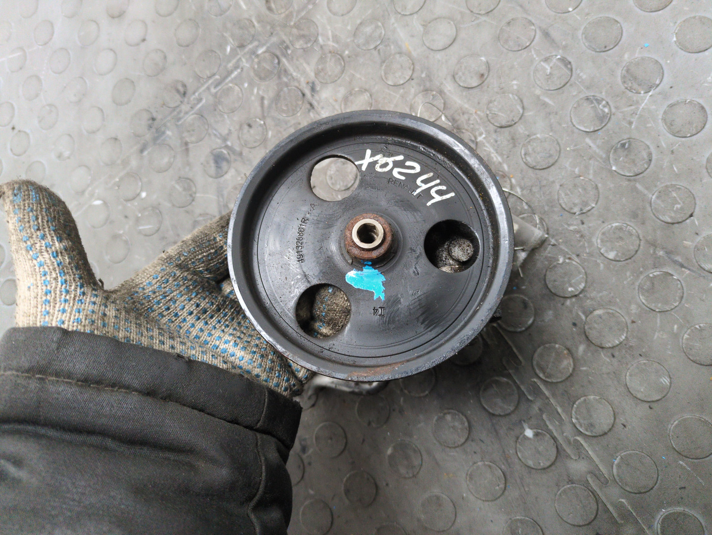 Насос ГУР (гидроусилитель руля)