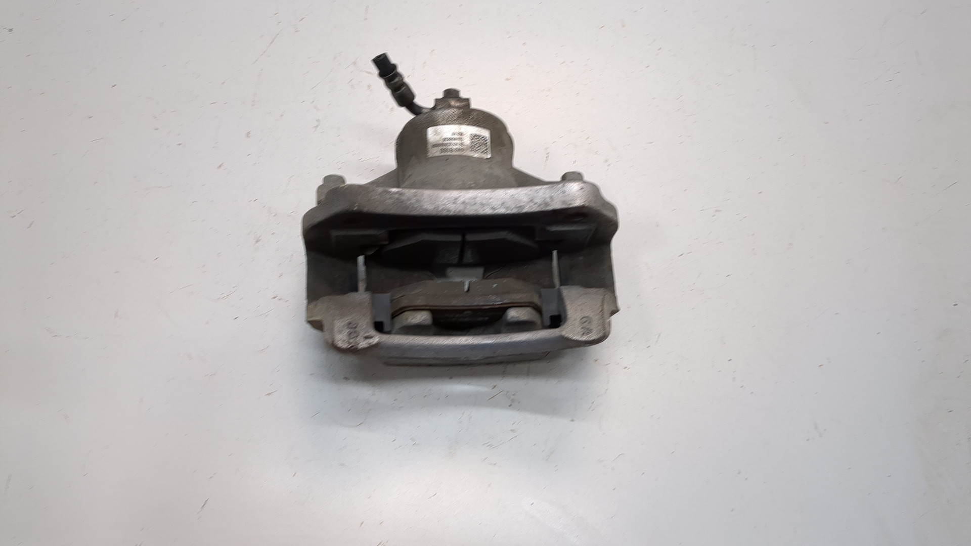 Суппорт передний правый