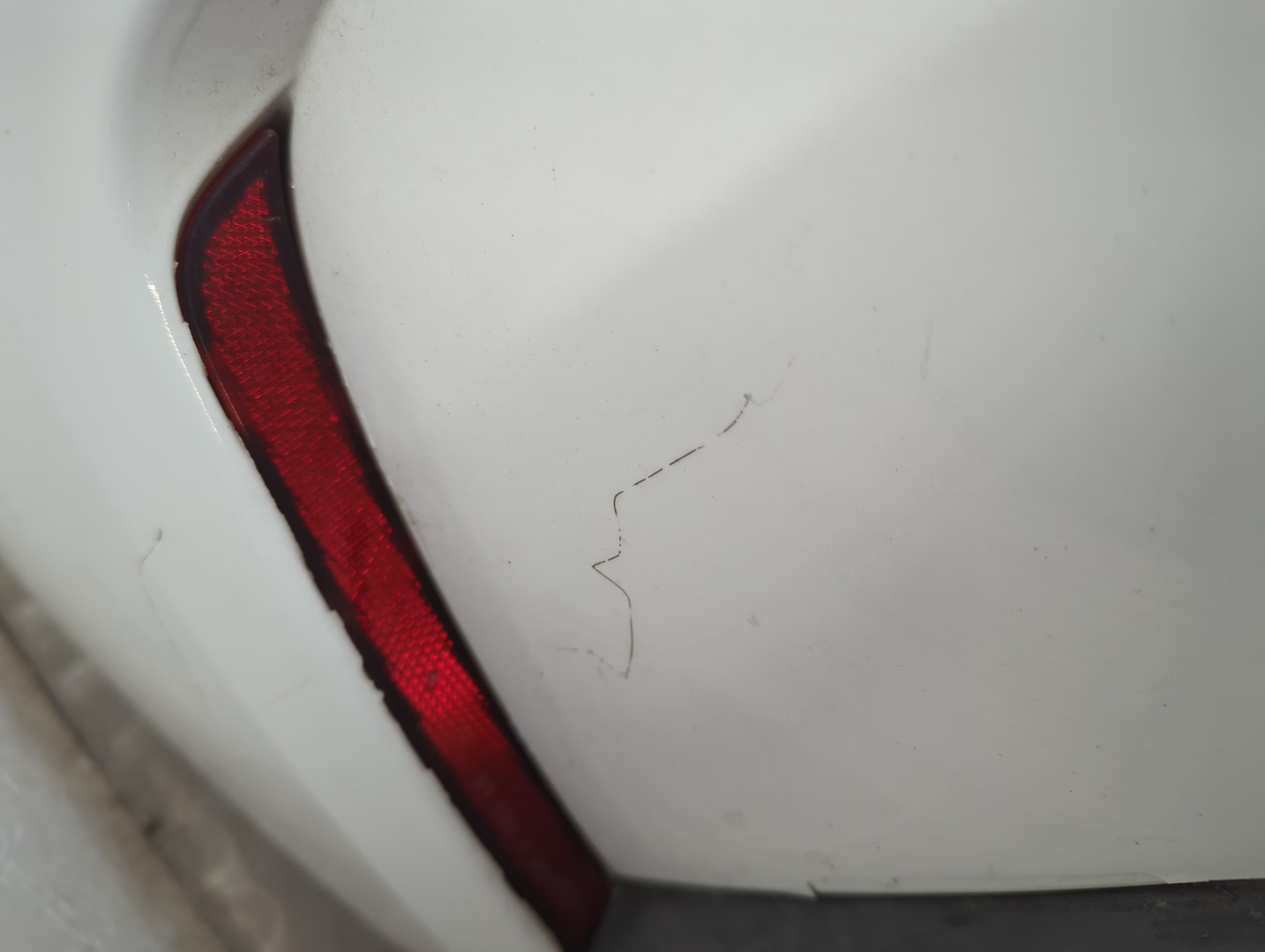 Бампер задний