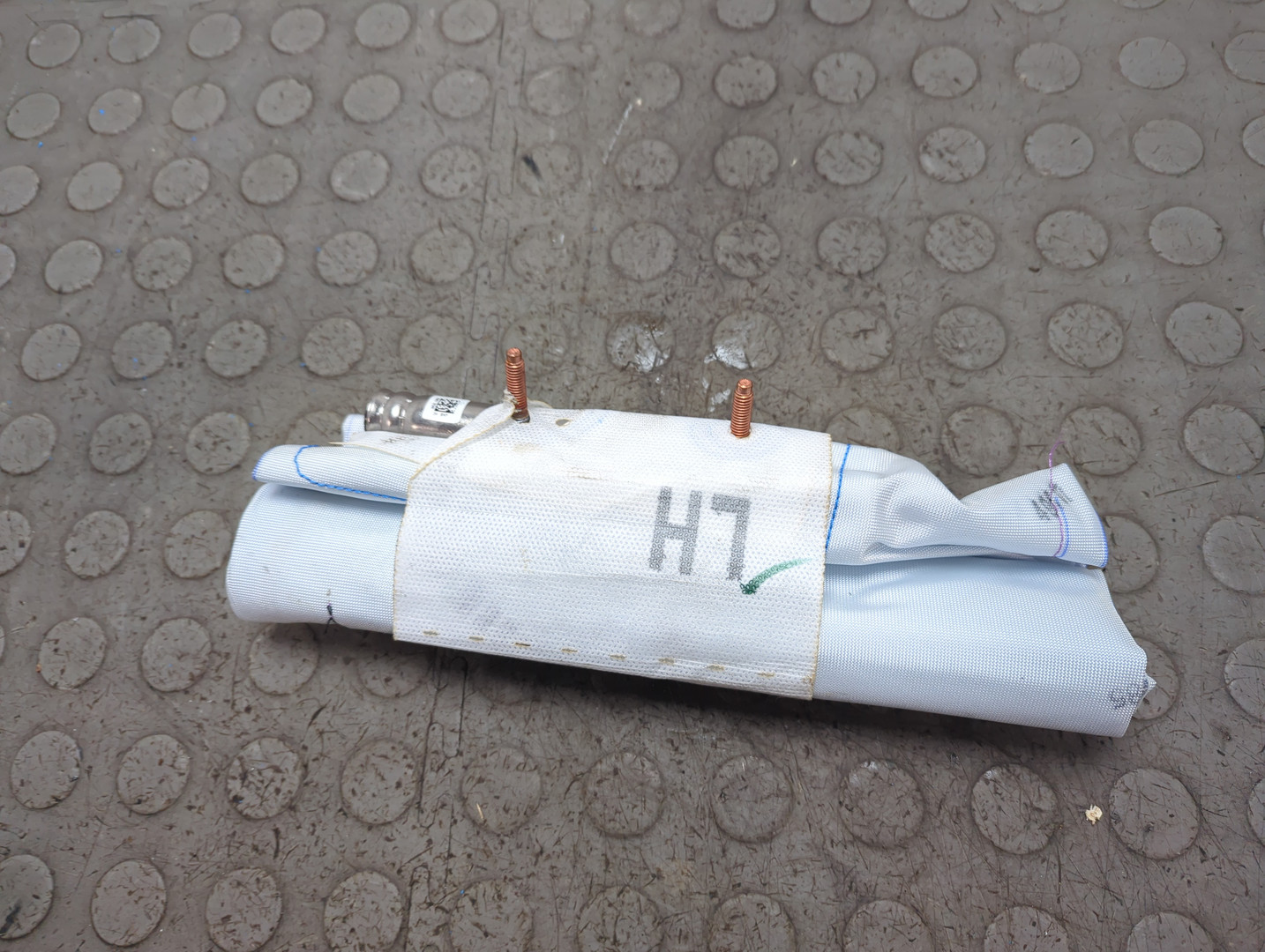 Подушка безопасности боковая (в сиденье)