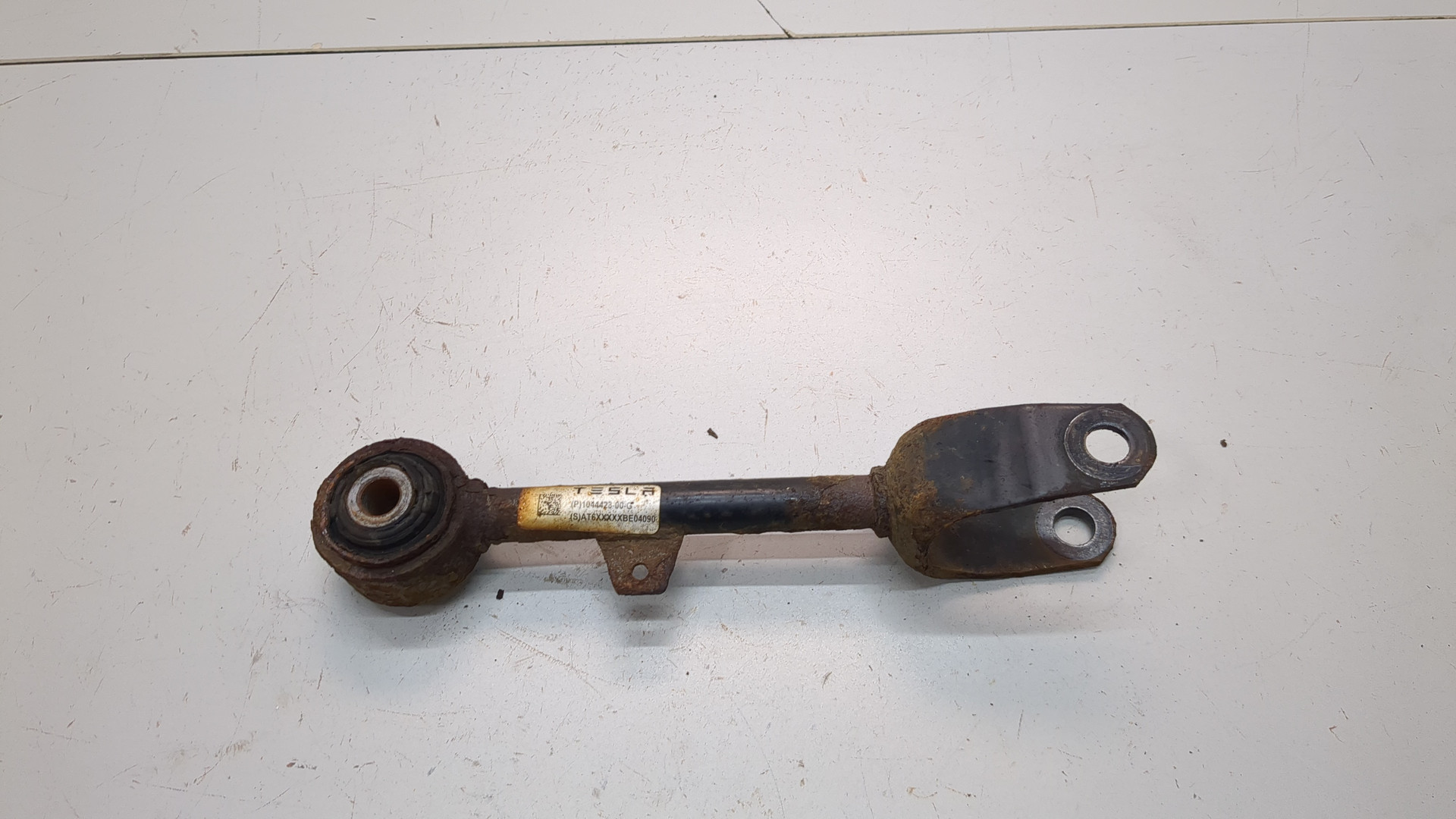 Рычаг задний