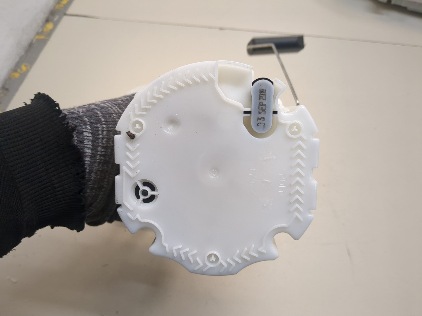 Насос топливный электрический