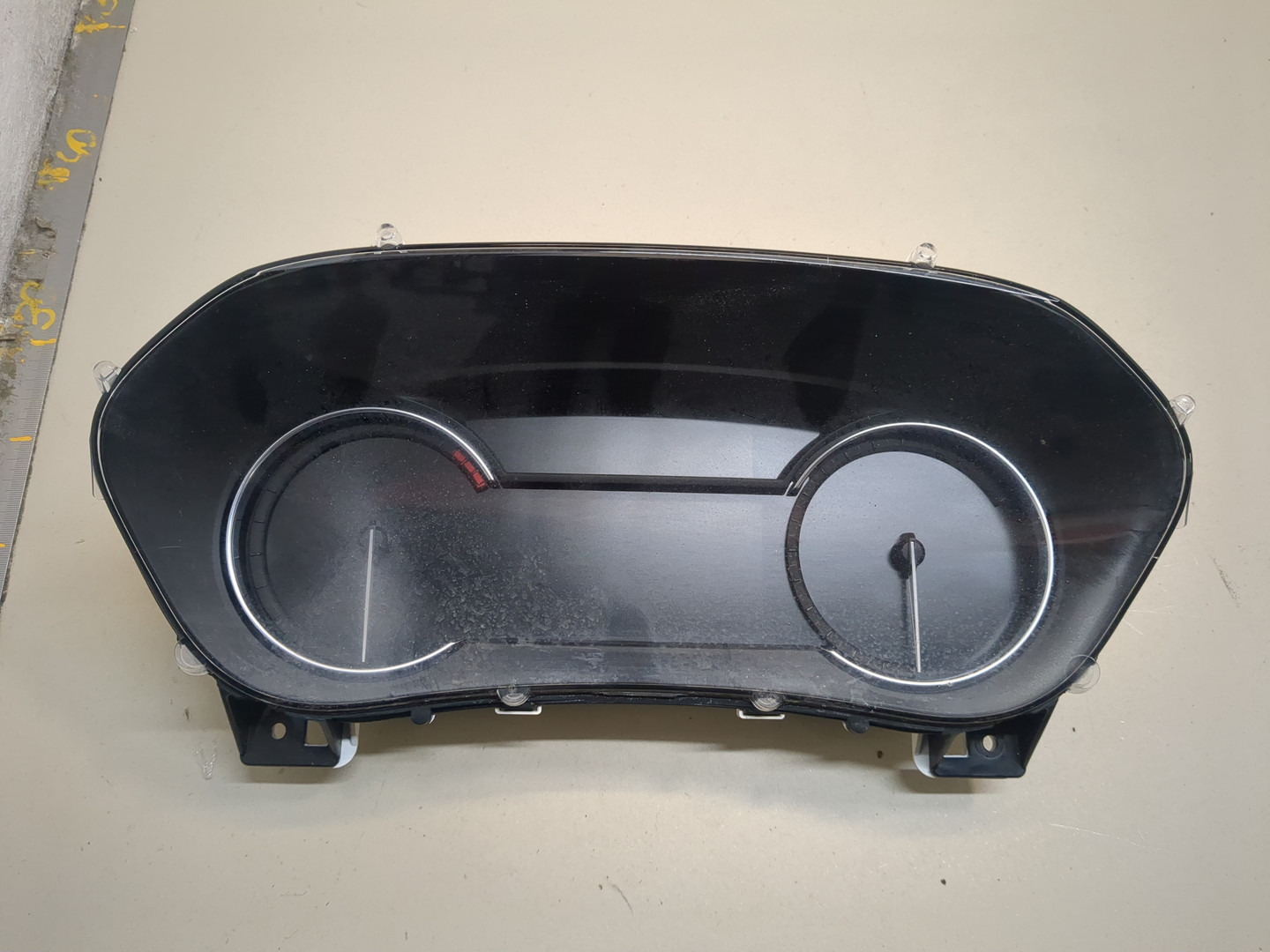 Панель приборов