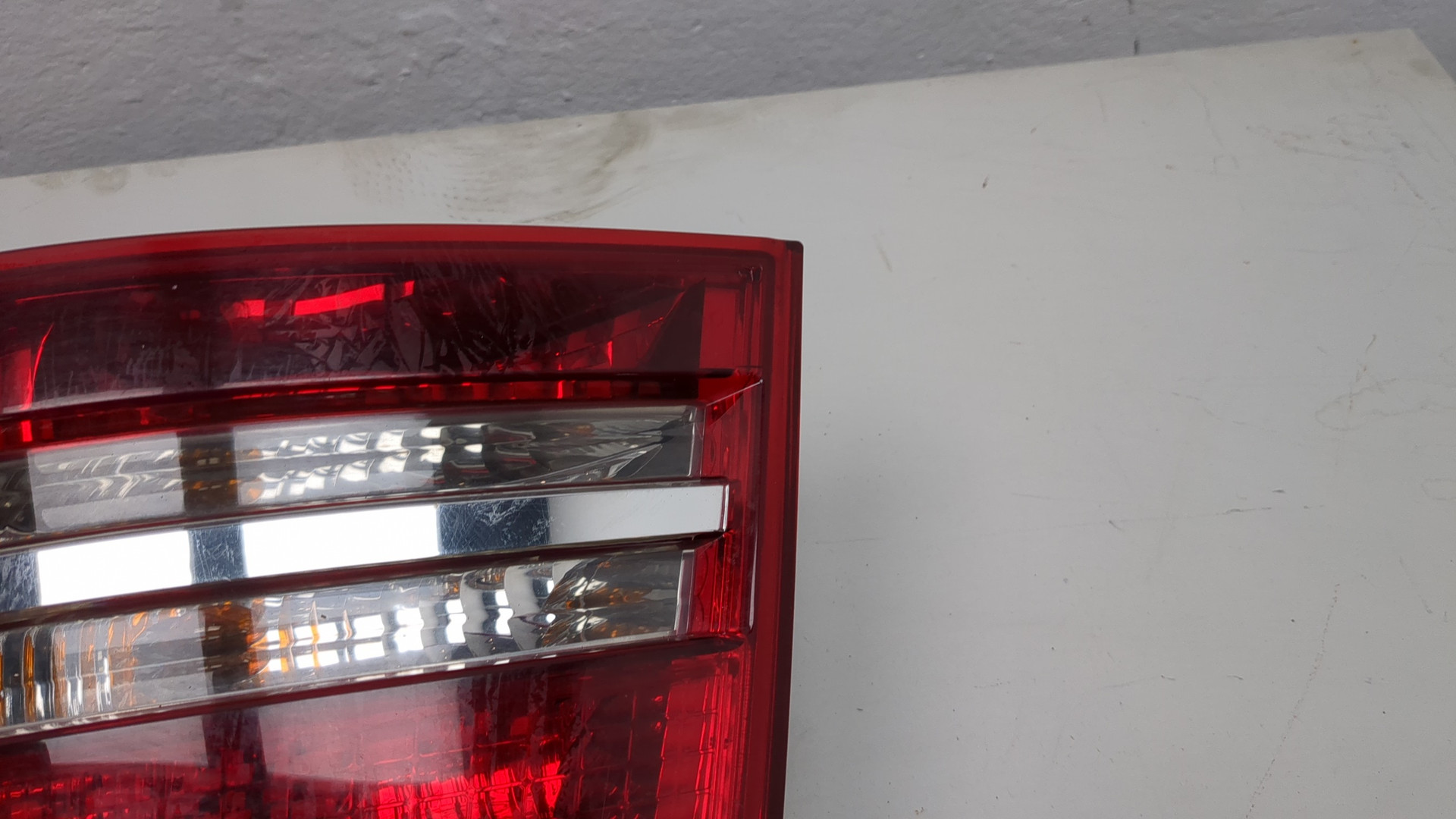 Фонарь задний правый