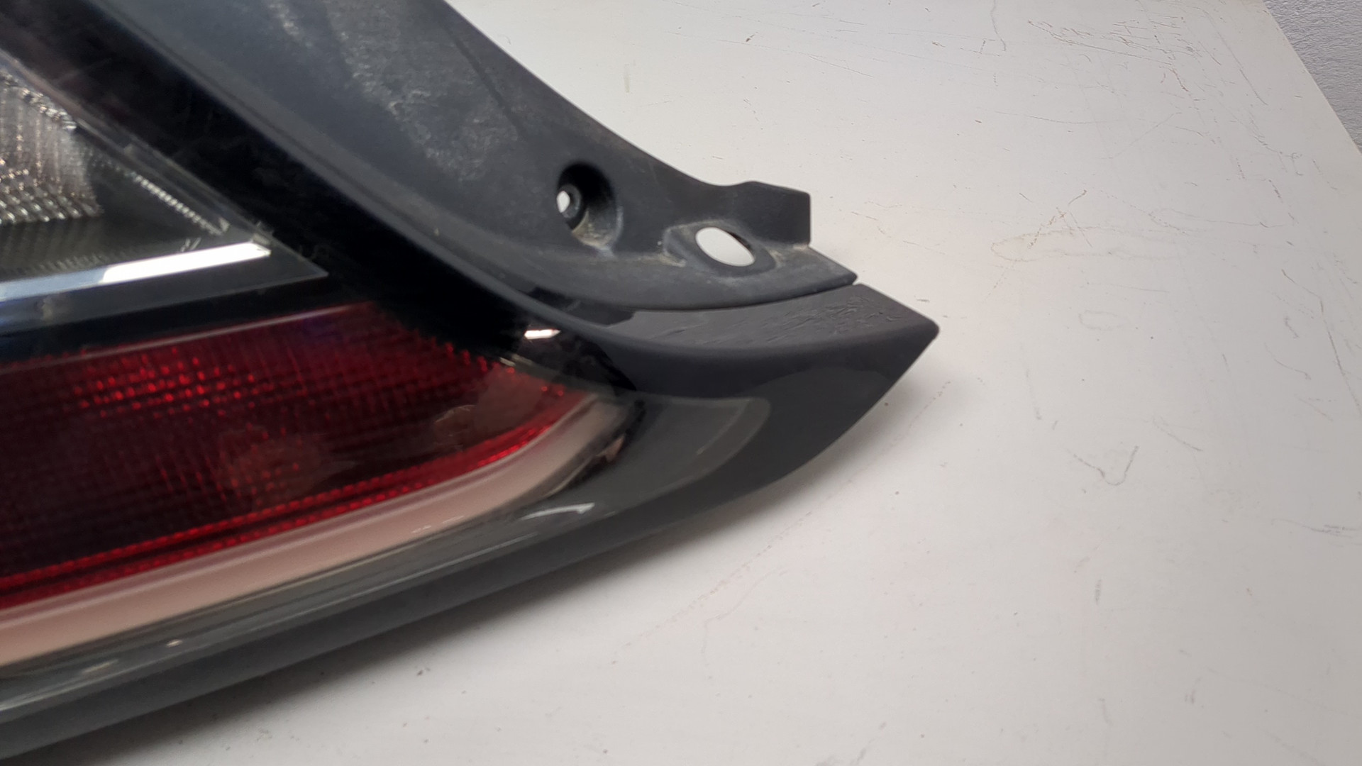 Фонарь задний левый