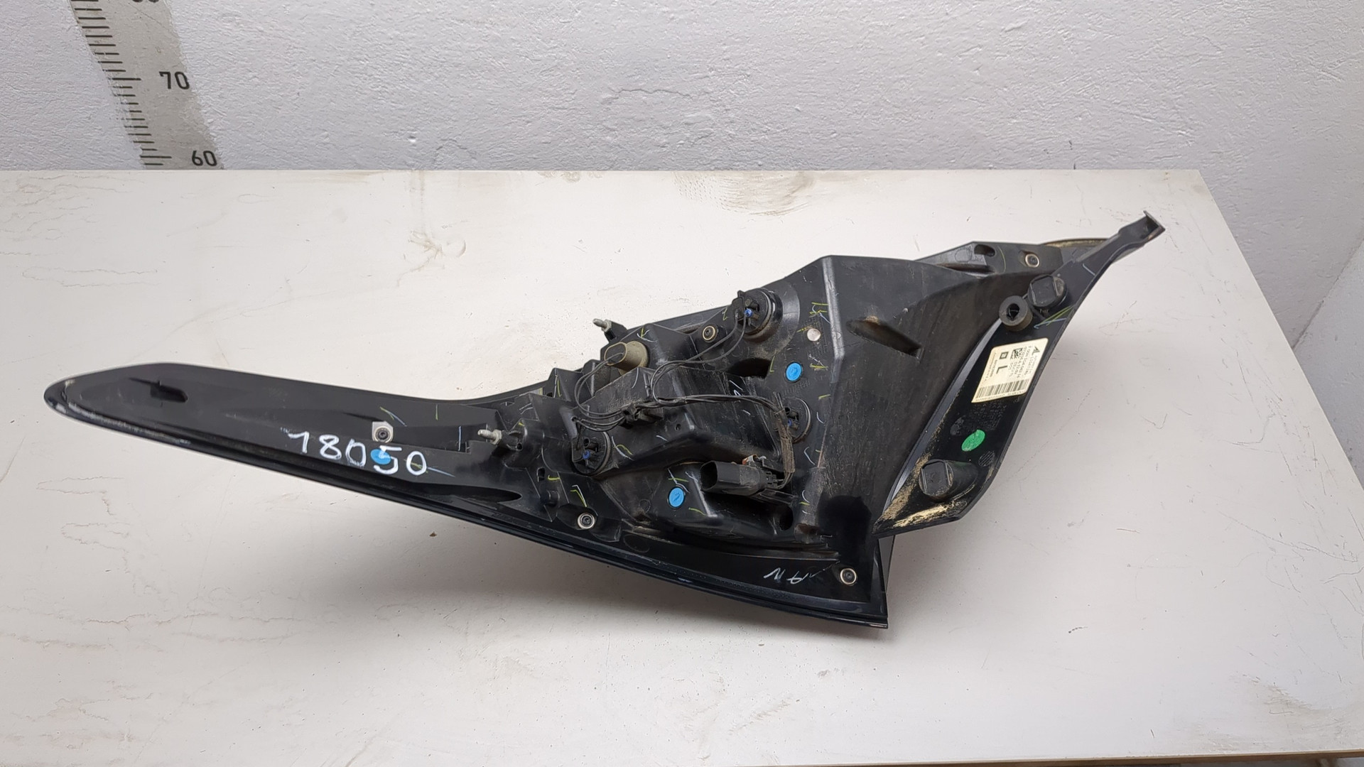 Фонарь задний левый