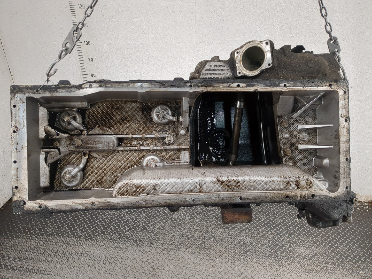 Поддон масляный двигателя (картер)