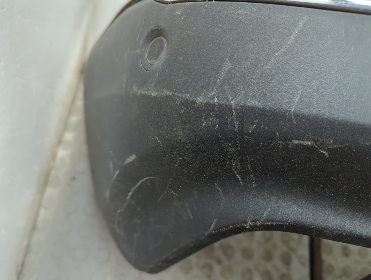 Бампер задний