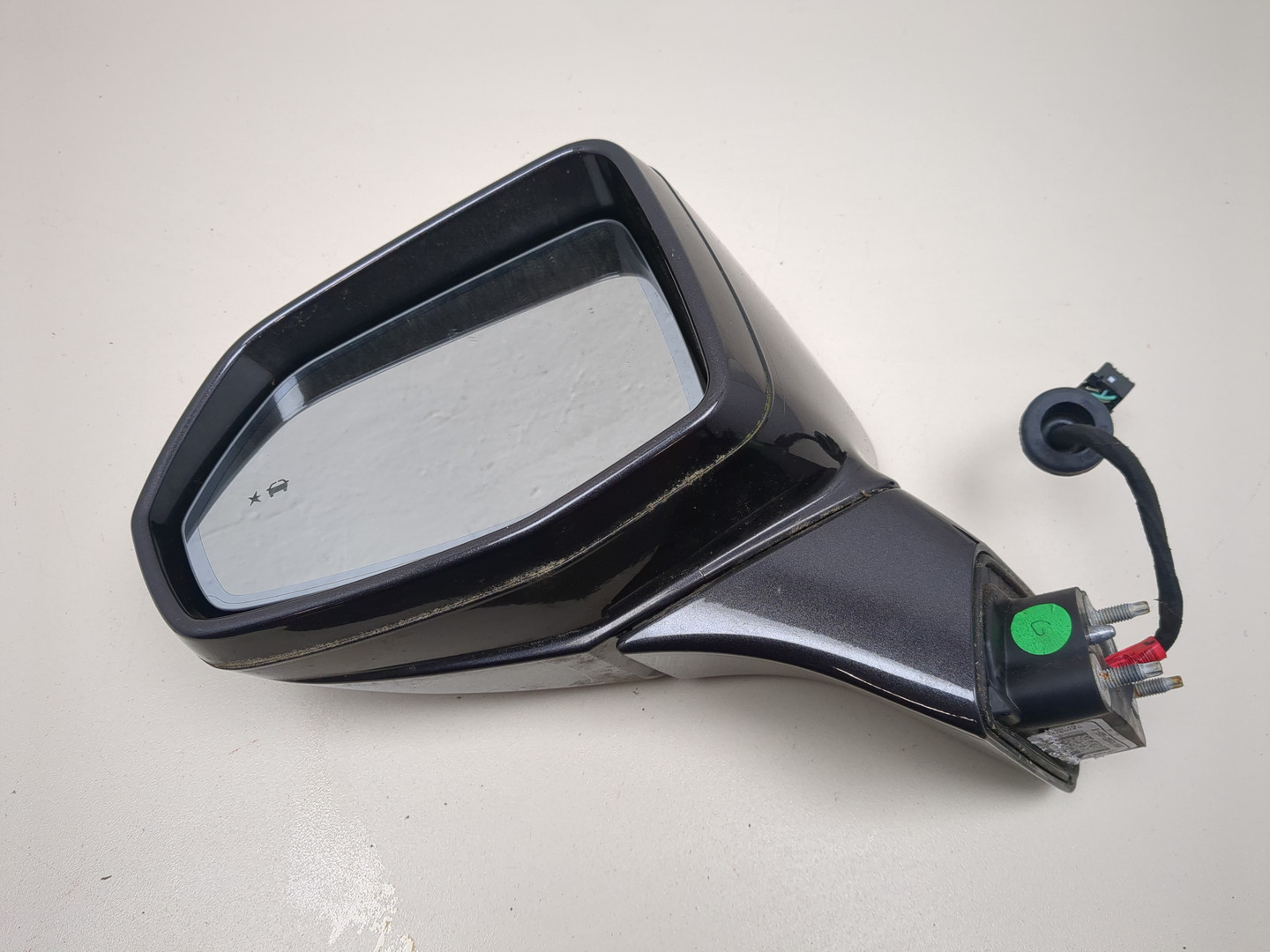 Зеркало левое электрическое