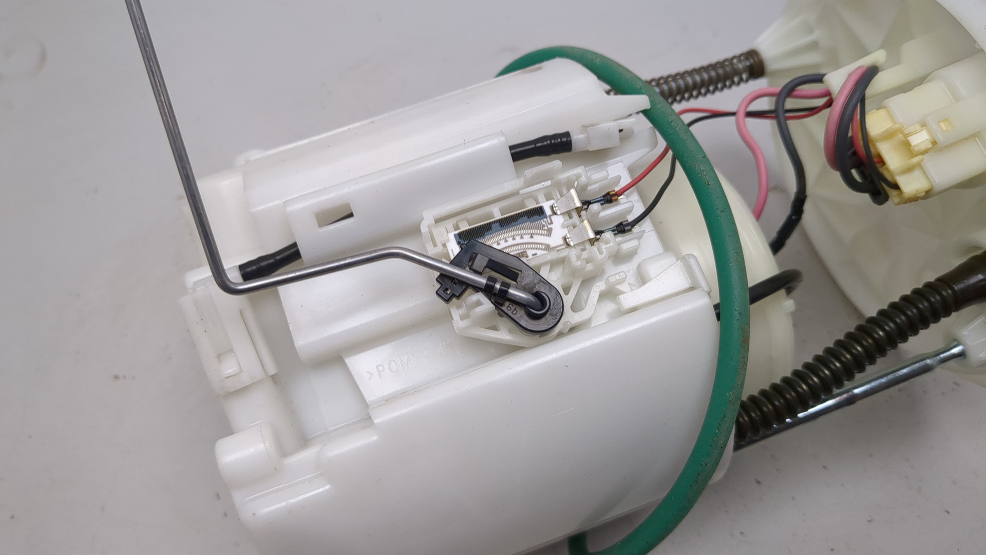 Насос топливный электрический