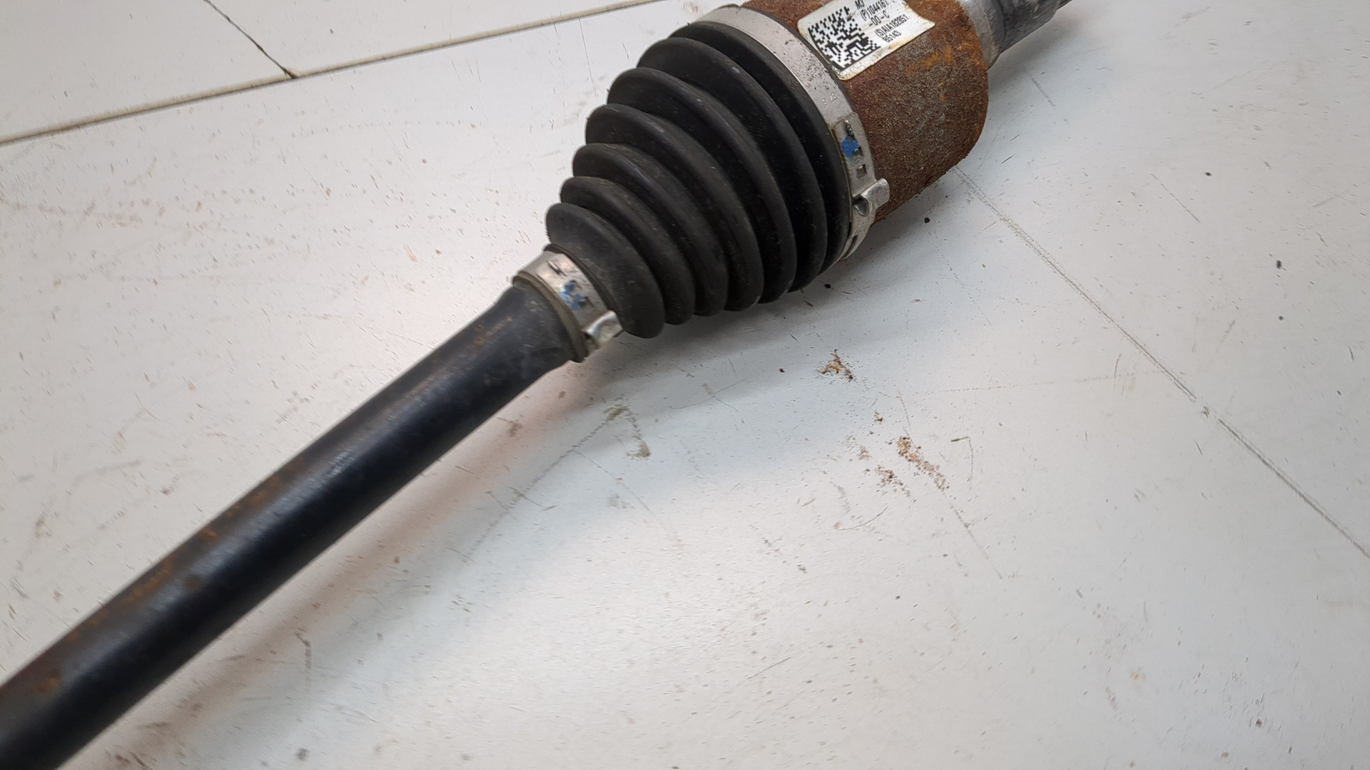 Полуось задняя