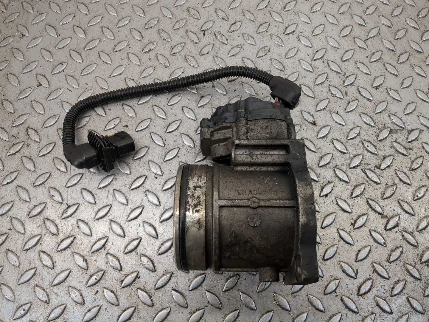 Заслонка дроссельная электрическая