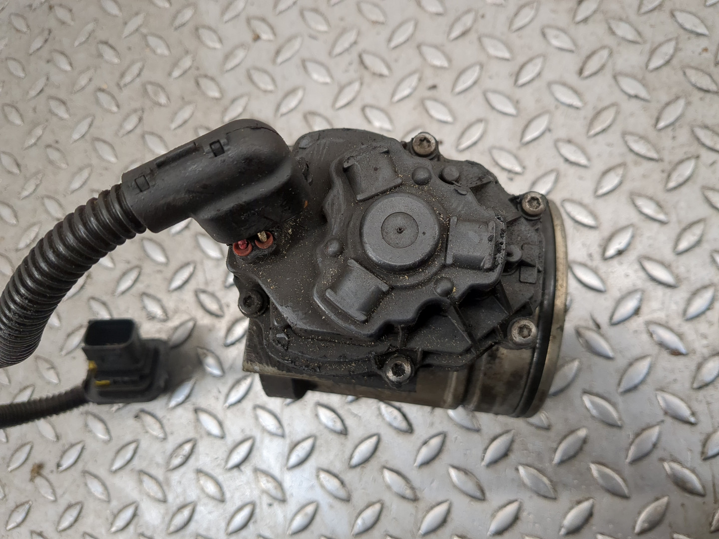 Заслонка дроссельная электрическая