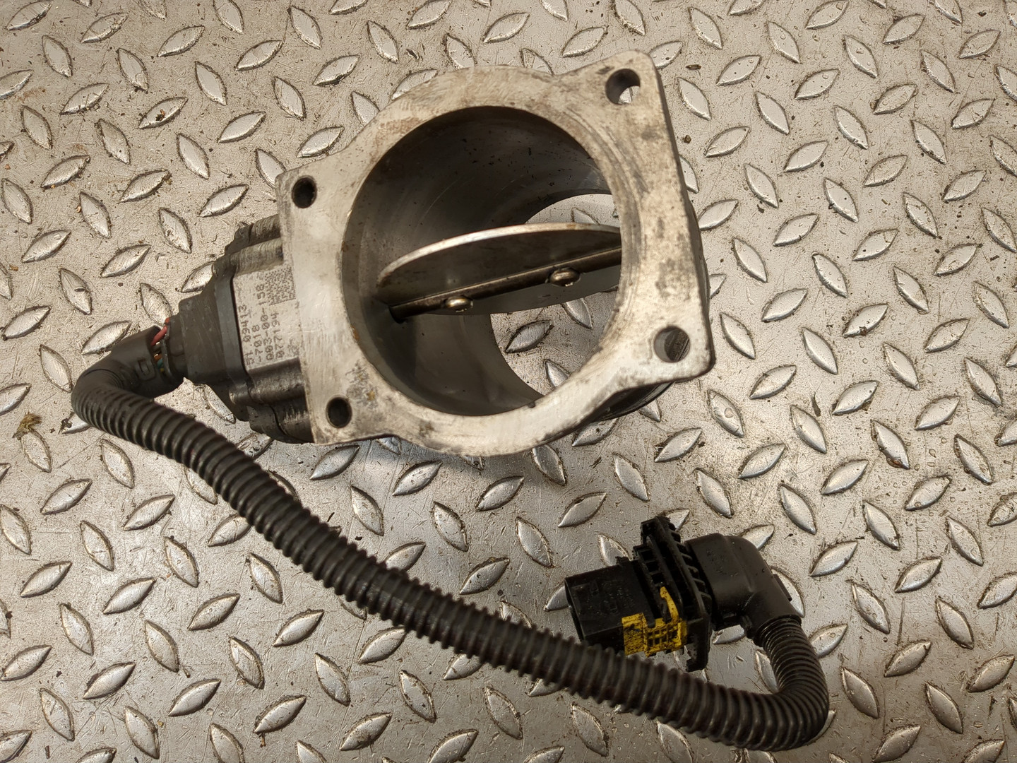 Заслонка дроссельная электрическая