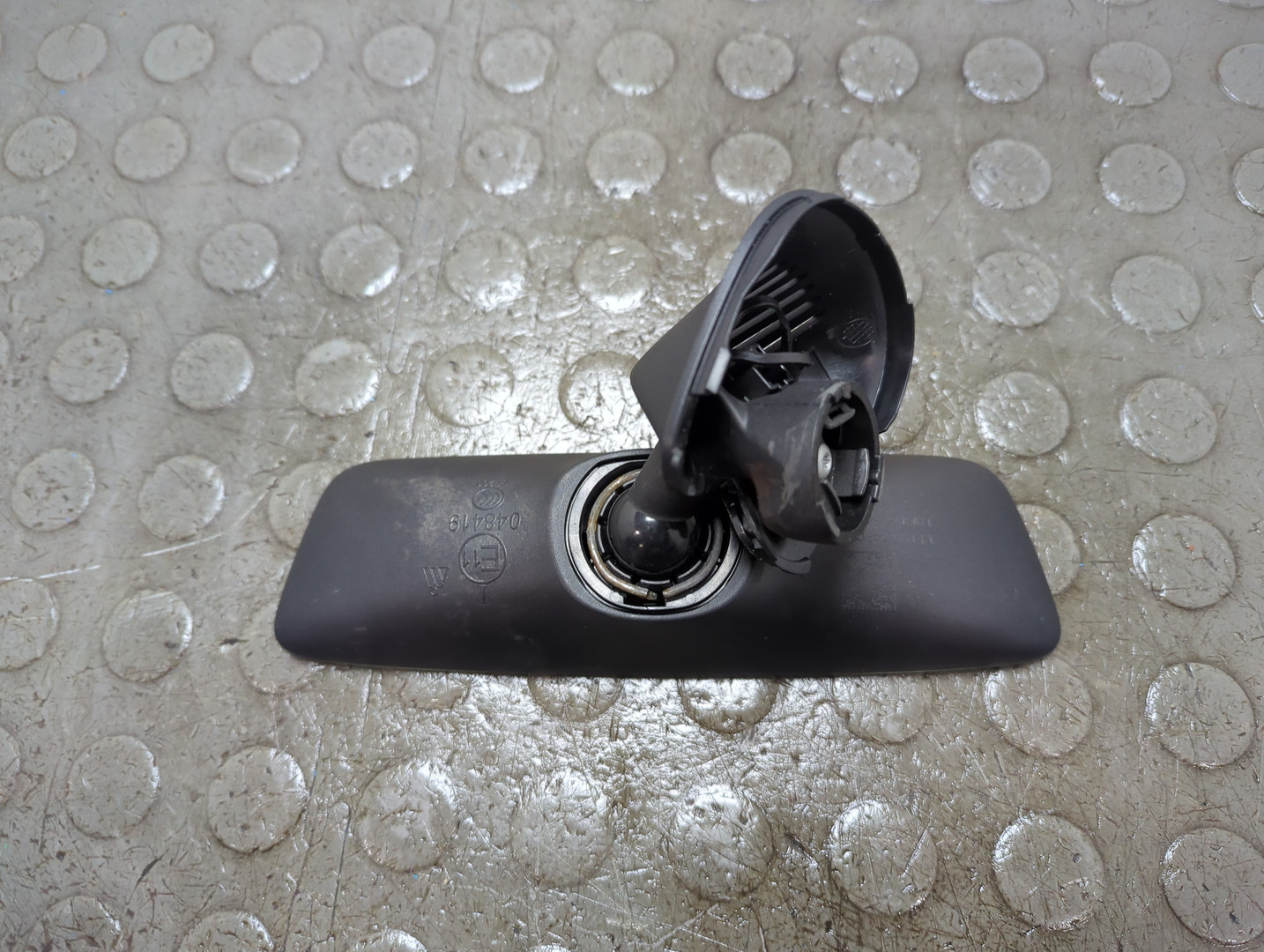 Зеркало заднего вида