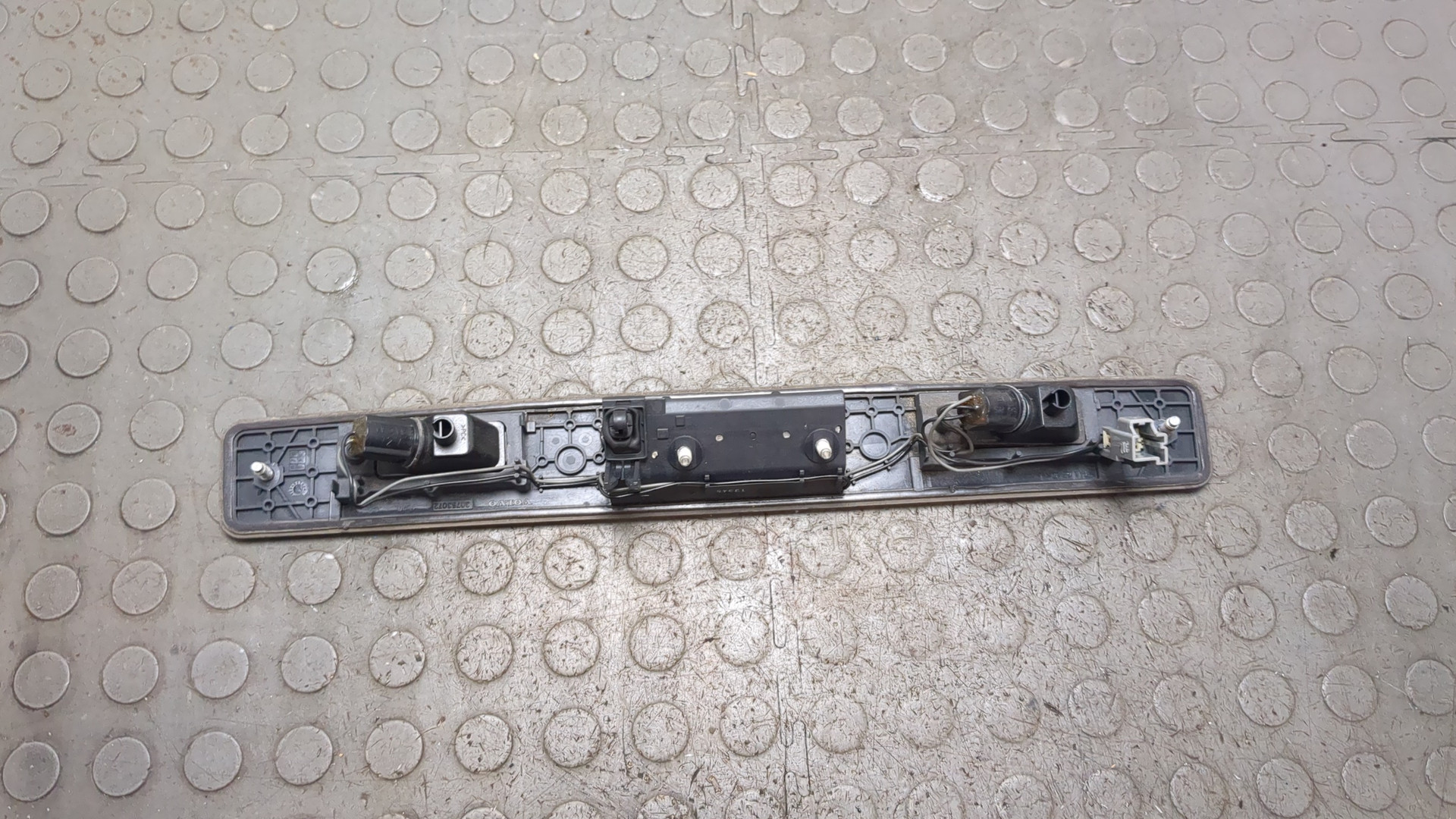 Фонарь подсветки номера