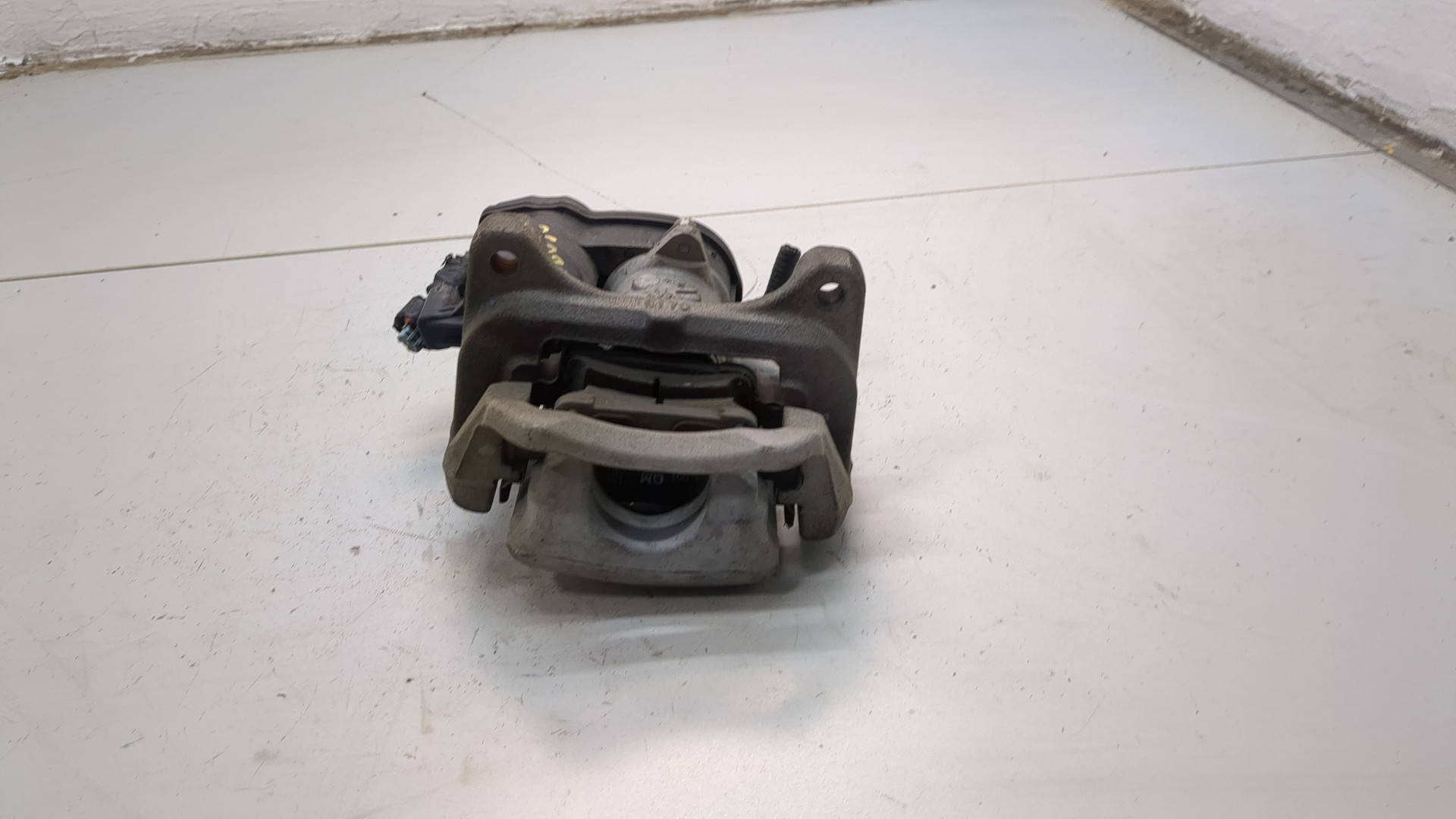 Суппорт задний левый