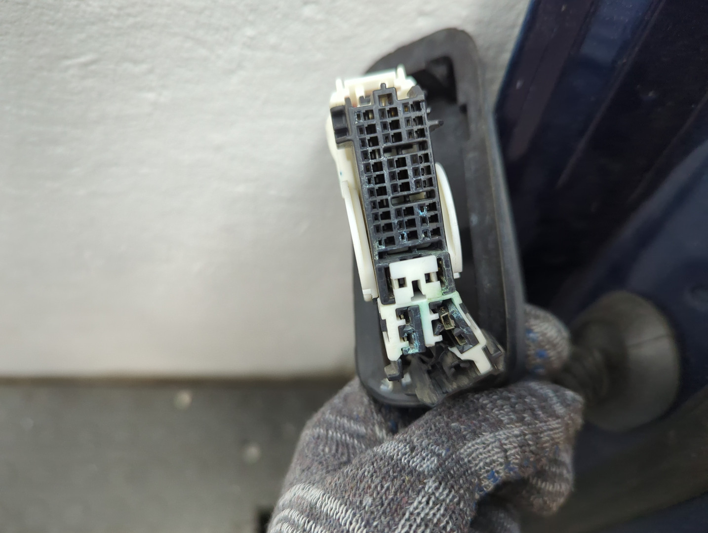 Дверь передняя правая