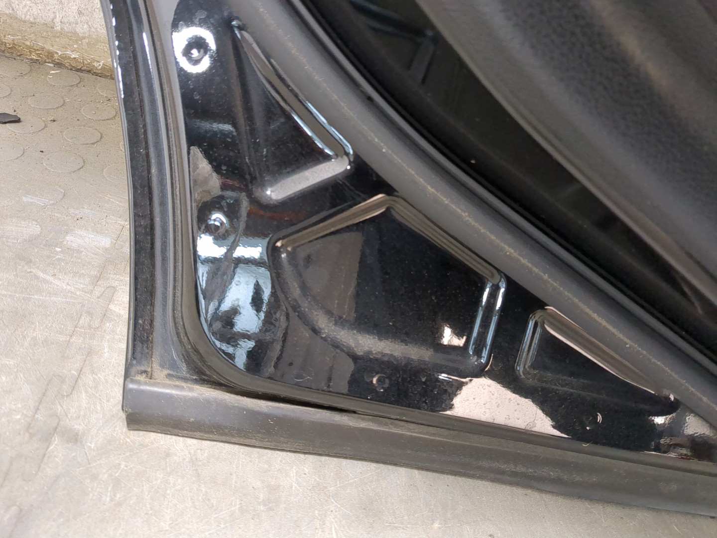 Дверь задняя левая