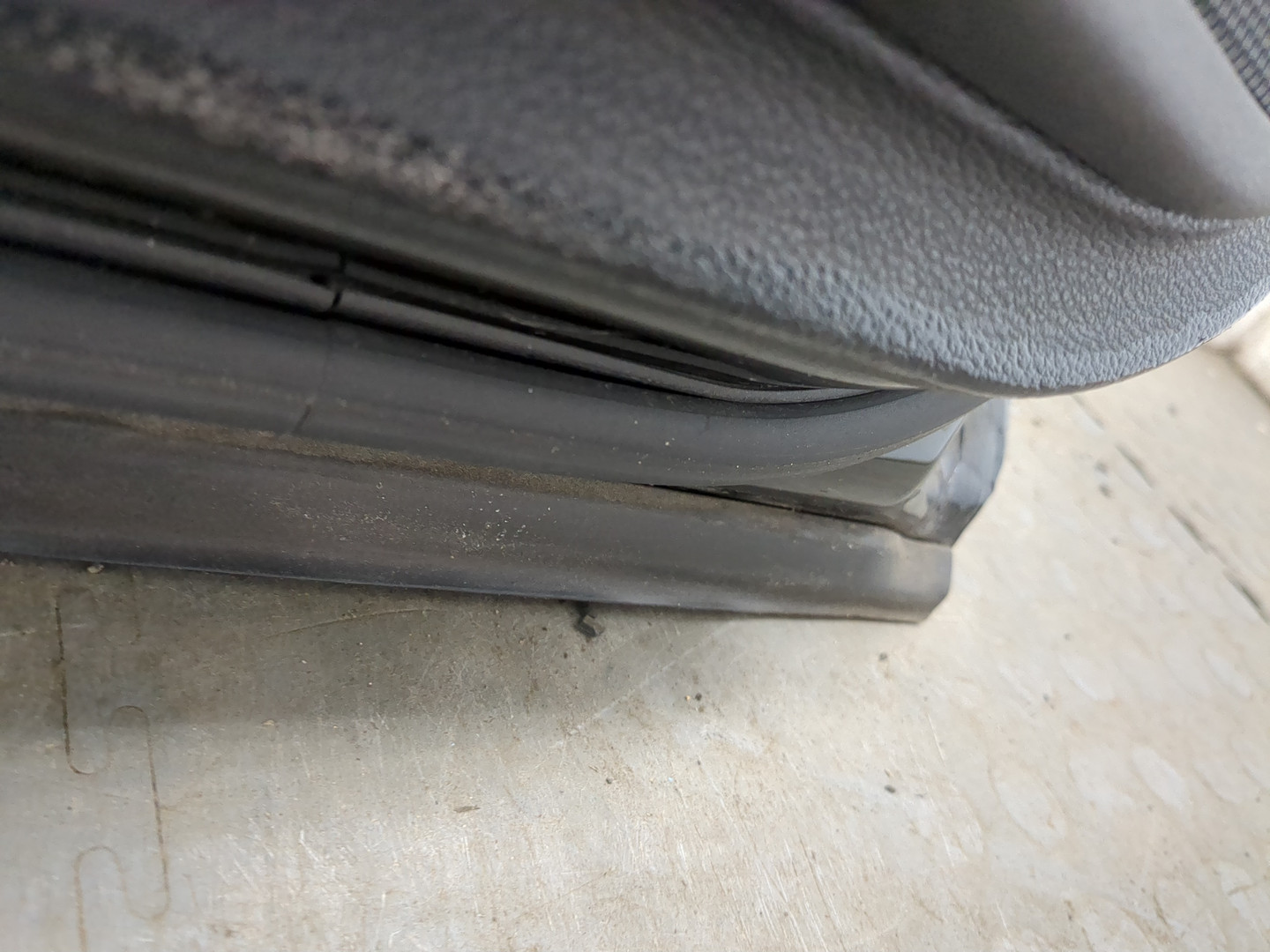 Дверь задняя левая