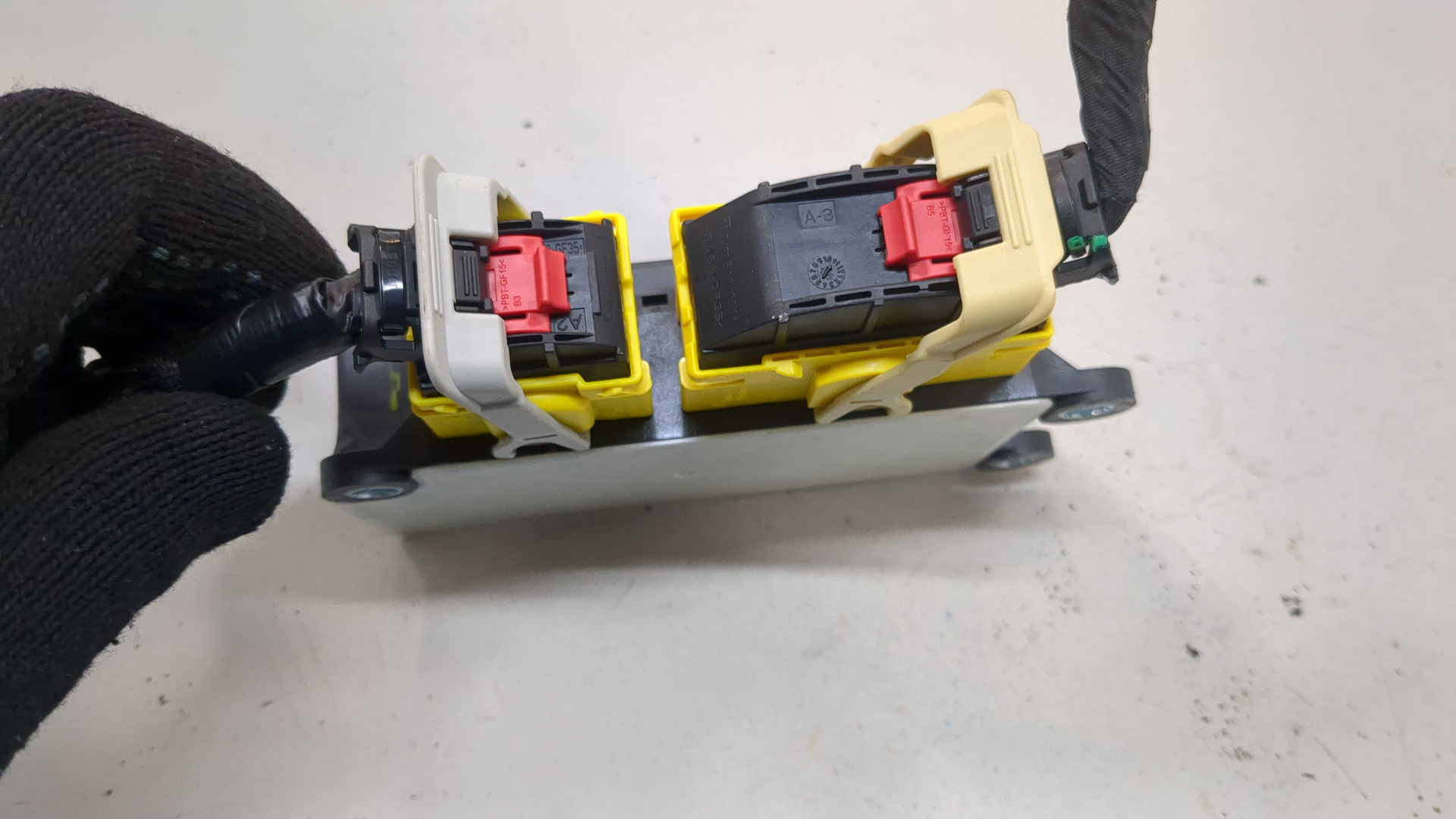 Блок управления подушек безопасности (AIR BAG)