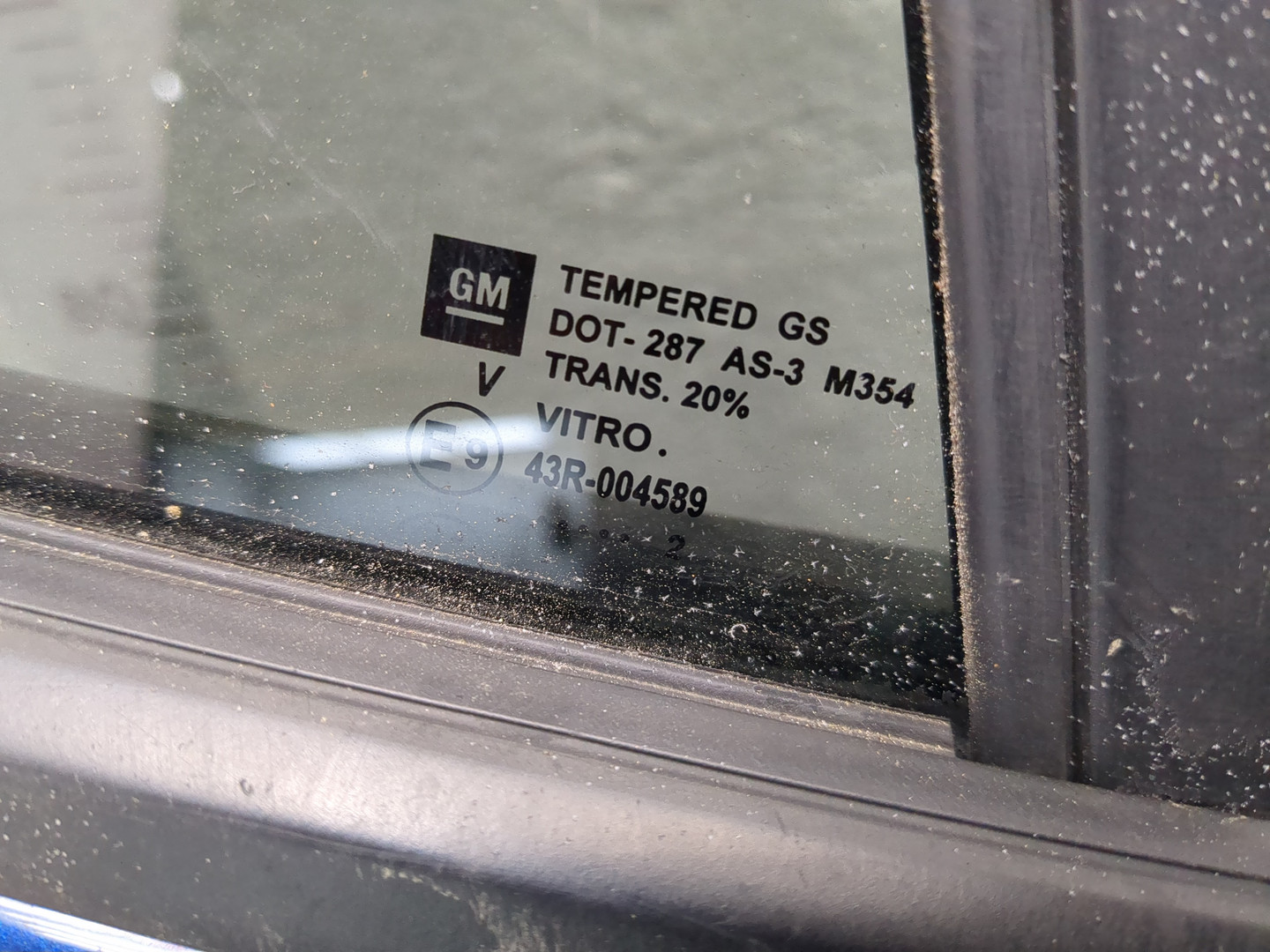 Дверь задняя правая