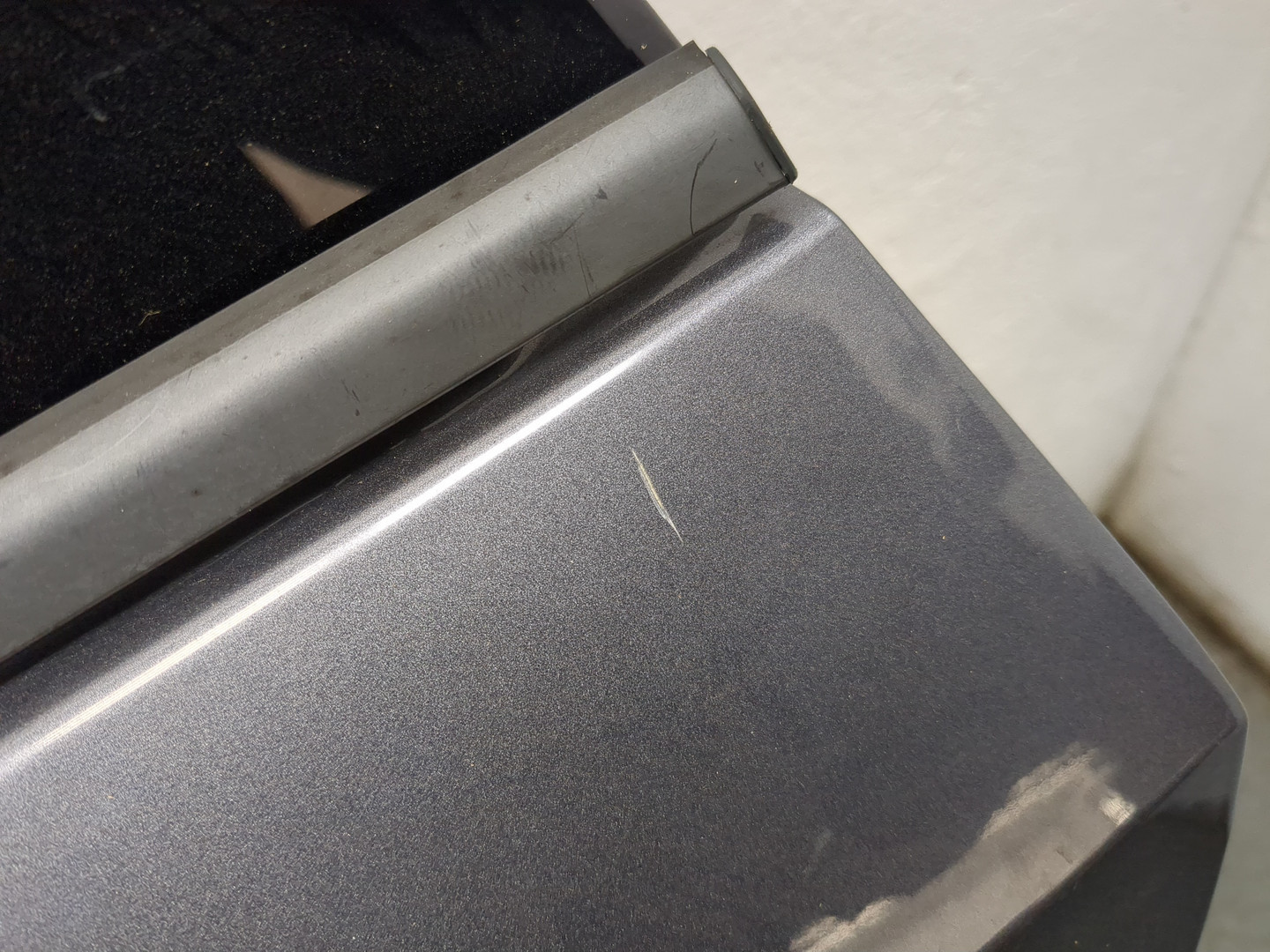 Дверь задняя левая