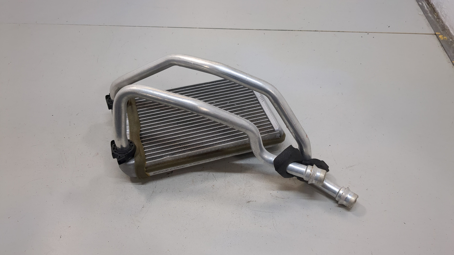 Радиатор отопителя