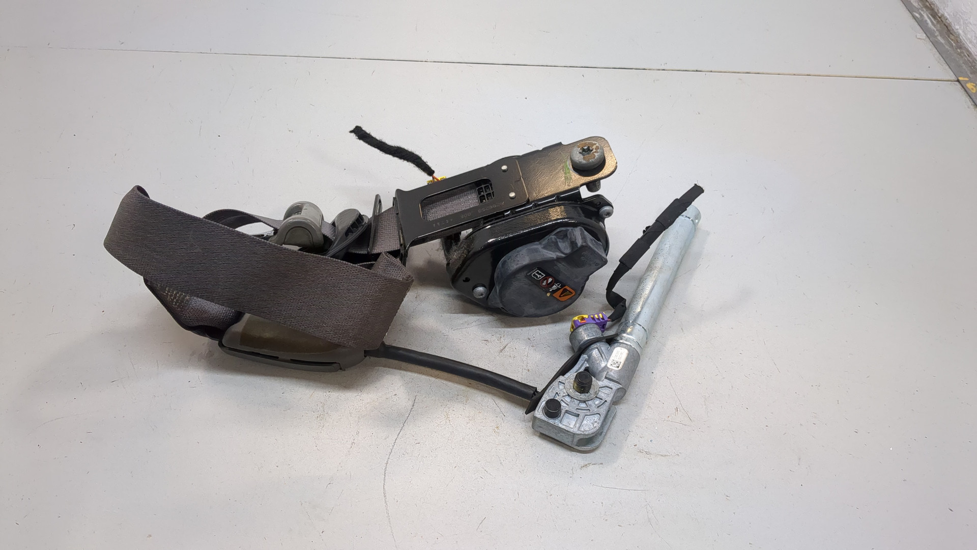 Ремень безопасности