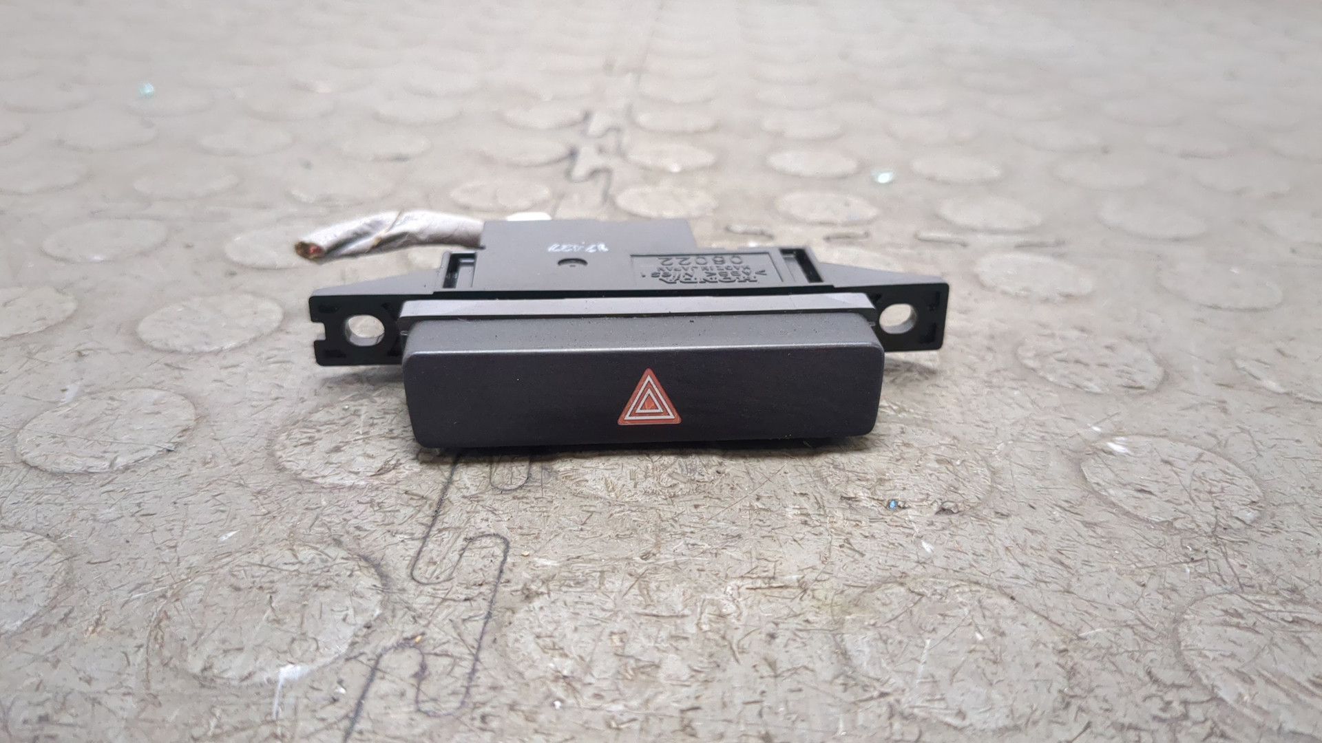 Кнопка аварийной остановки