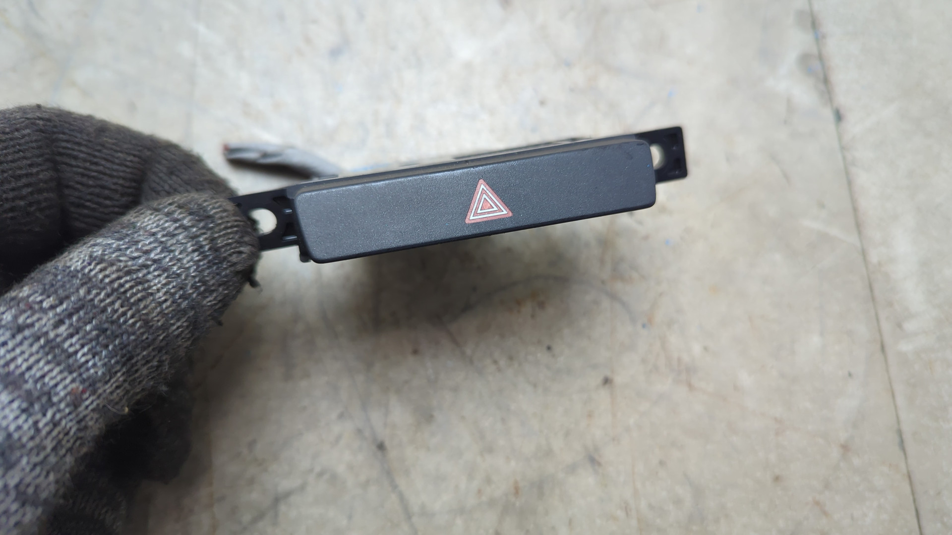 Кнопка аварийной остановки