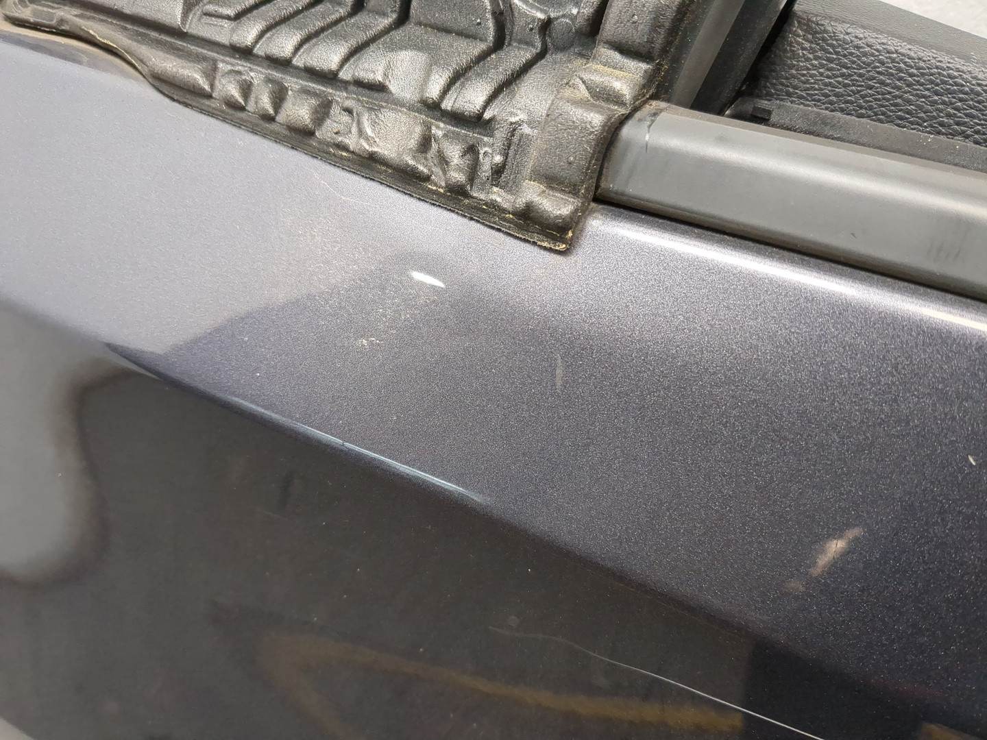 Дверь передняя левая