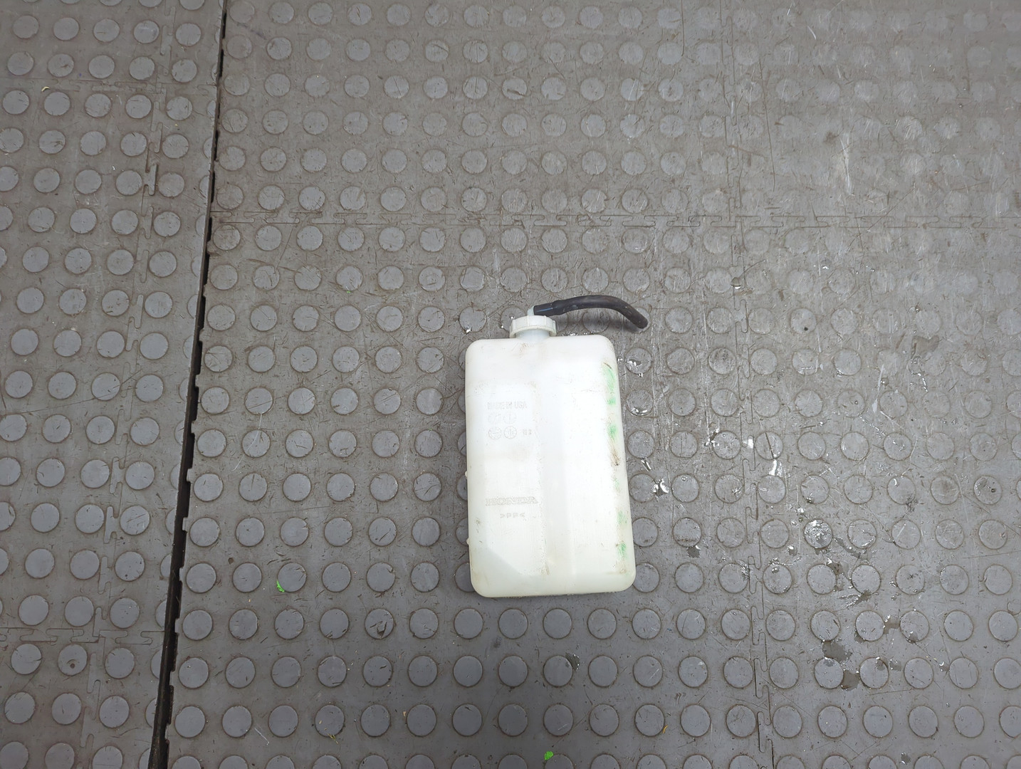 Бачок расширительный