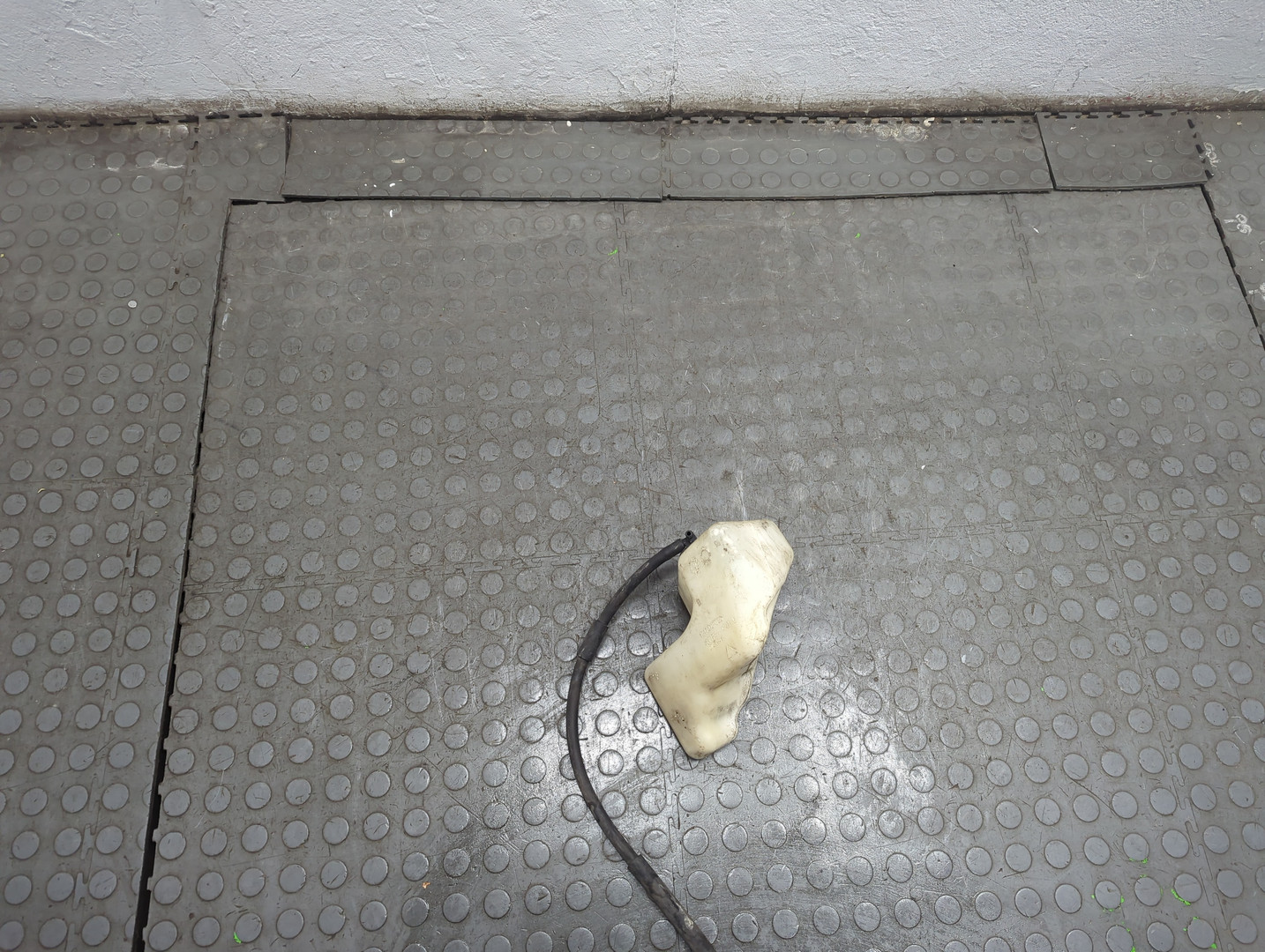 Бачок расширительный