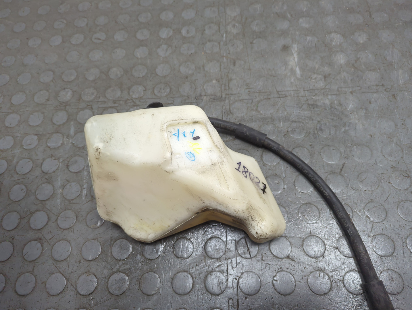 Бачок расширительный