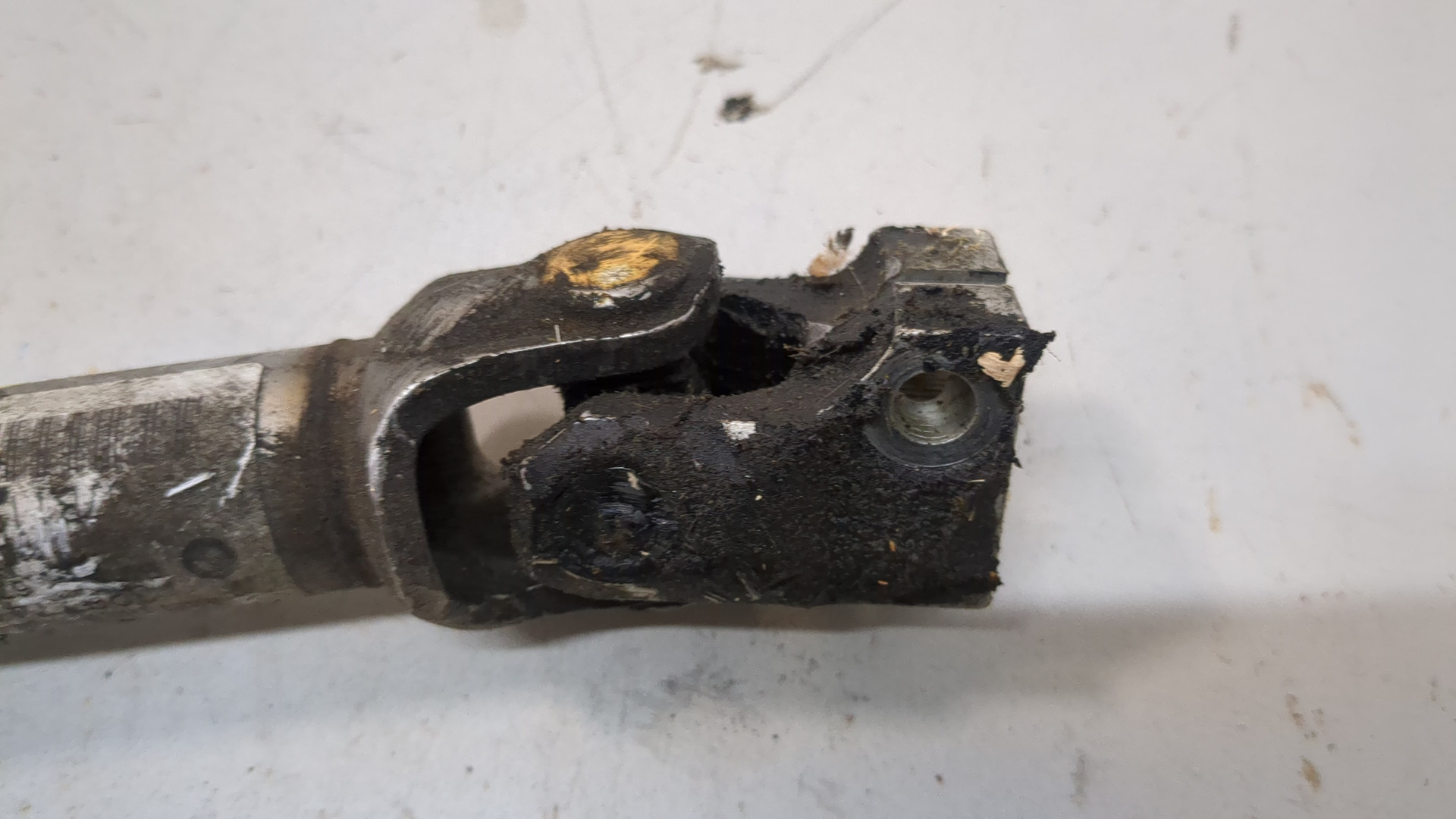 Кардан рулевой