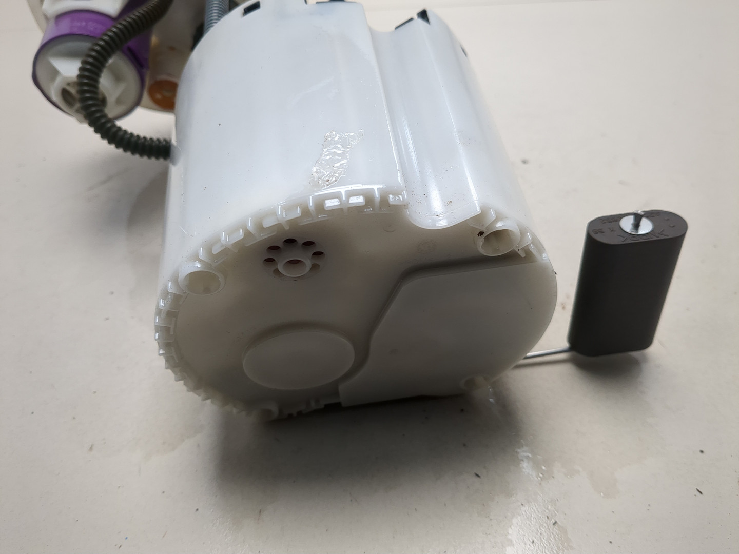 Насос топливный электрический