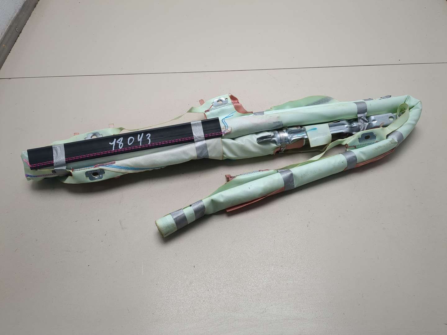 Подушка безопасности боковая (шторка)