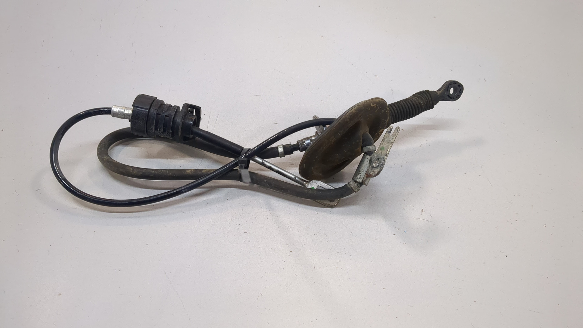 Трос КПП (выбора/переключения передач)