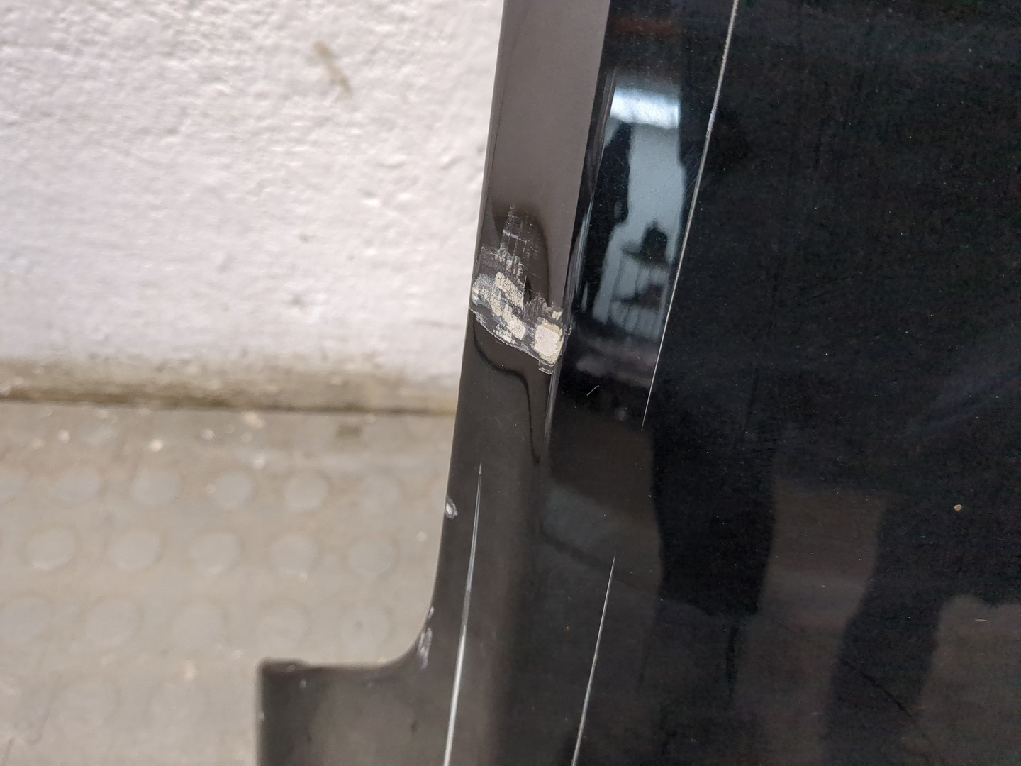 Крыло переднее правое